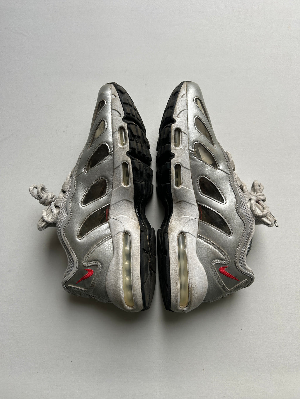 AIR MAX 96 X SUPREME “SILVER BULLET” 44EU