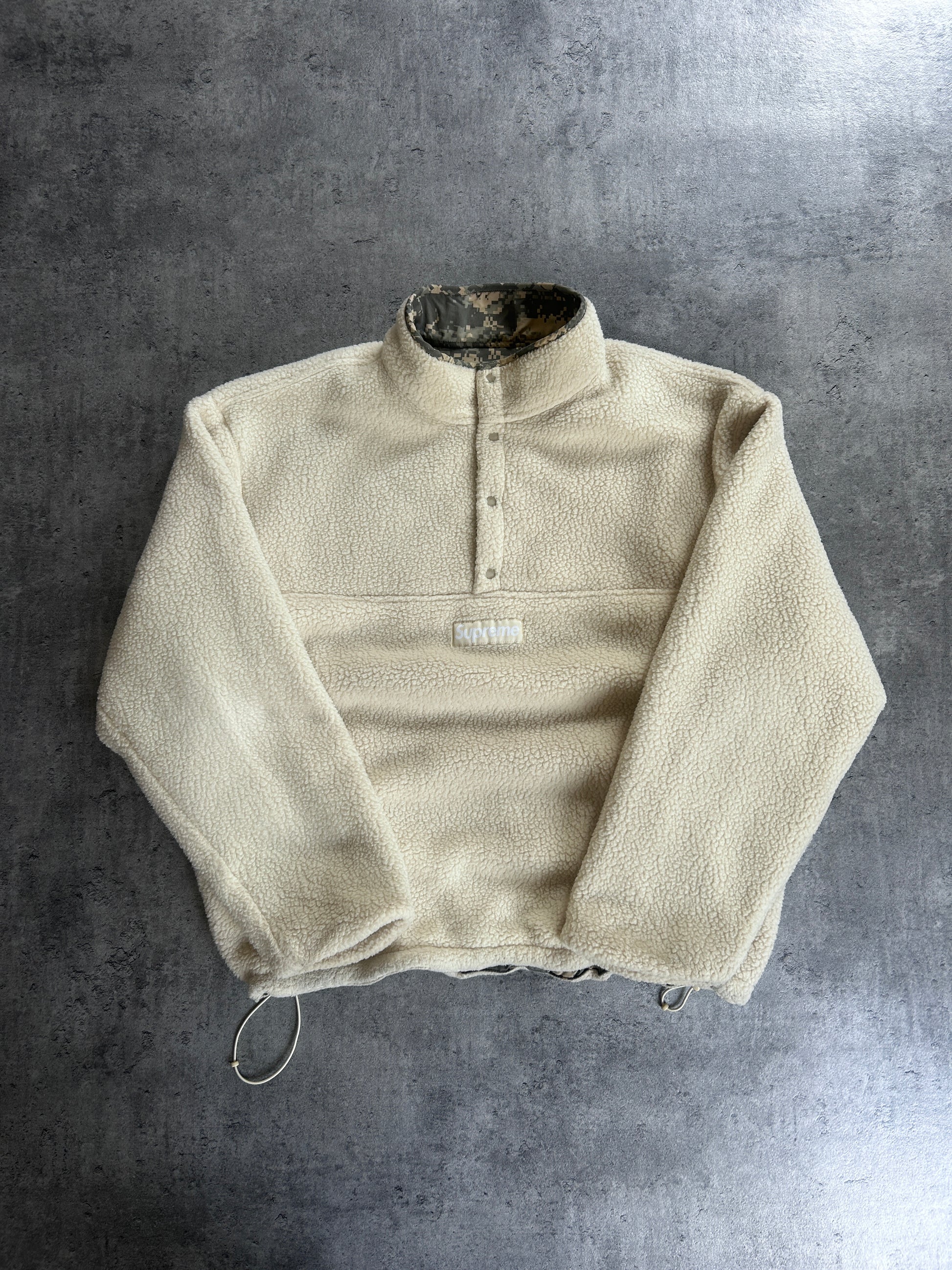SUPREME POLARTECH SHEARLING REVERSIBLE PULLOVER (L/XL)