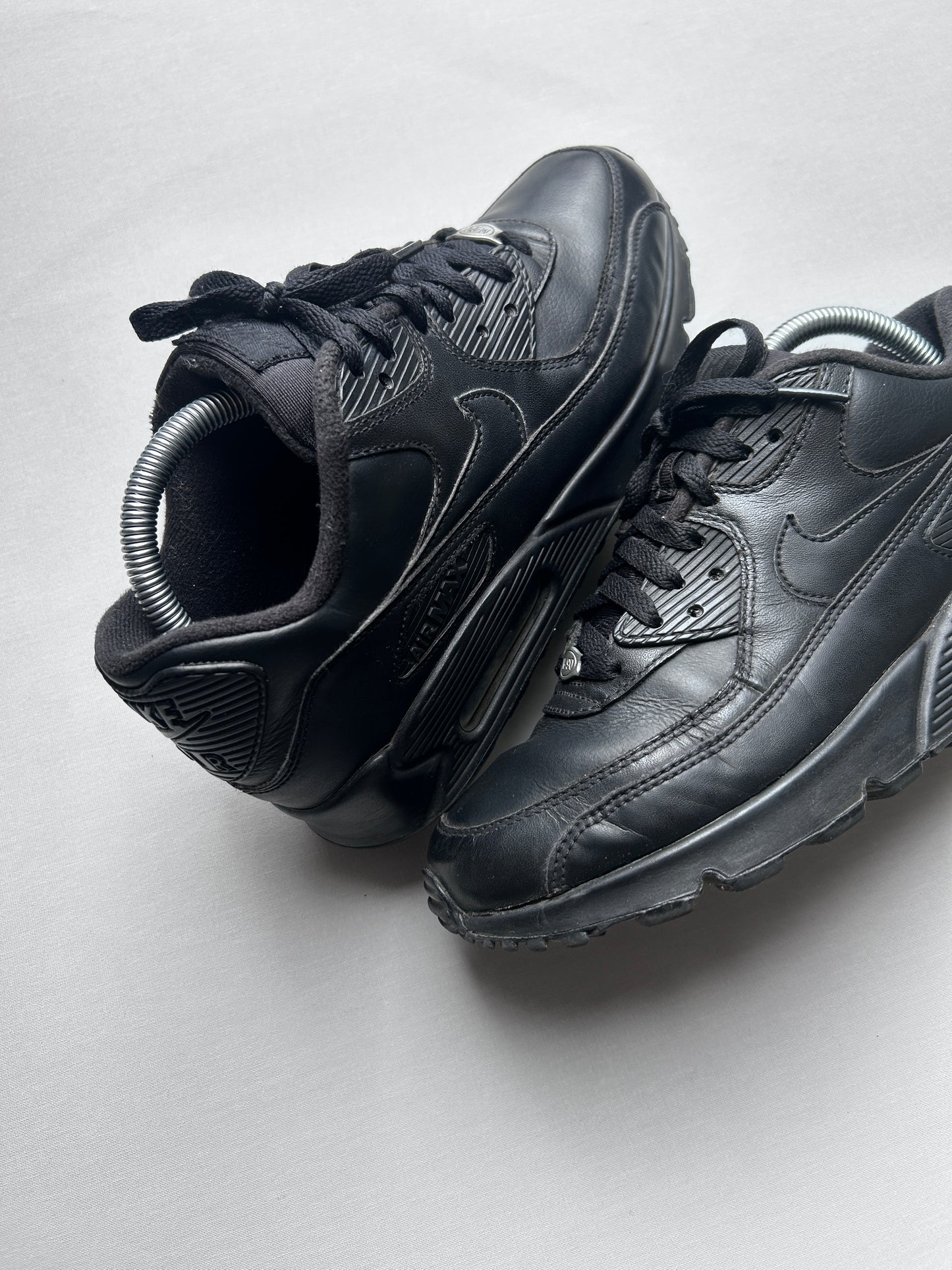 AIR MAX 90 LTHR “BLACK” 41EU
