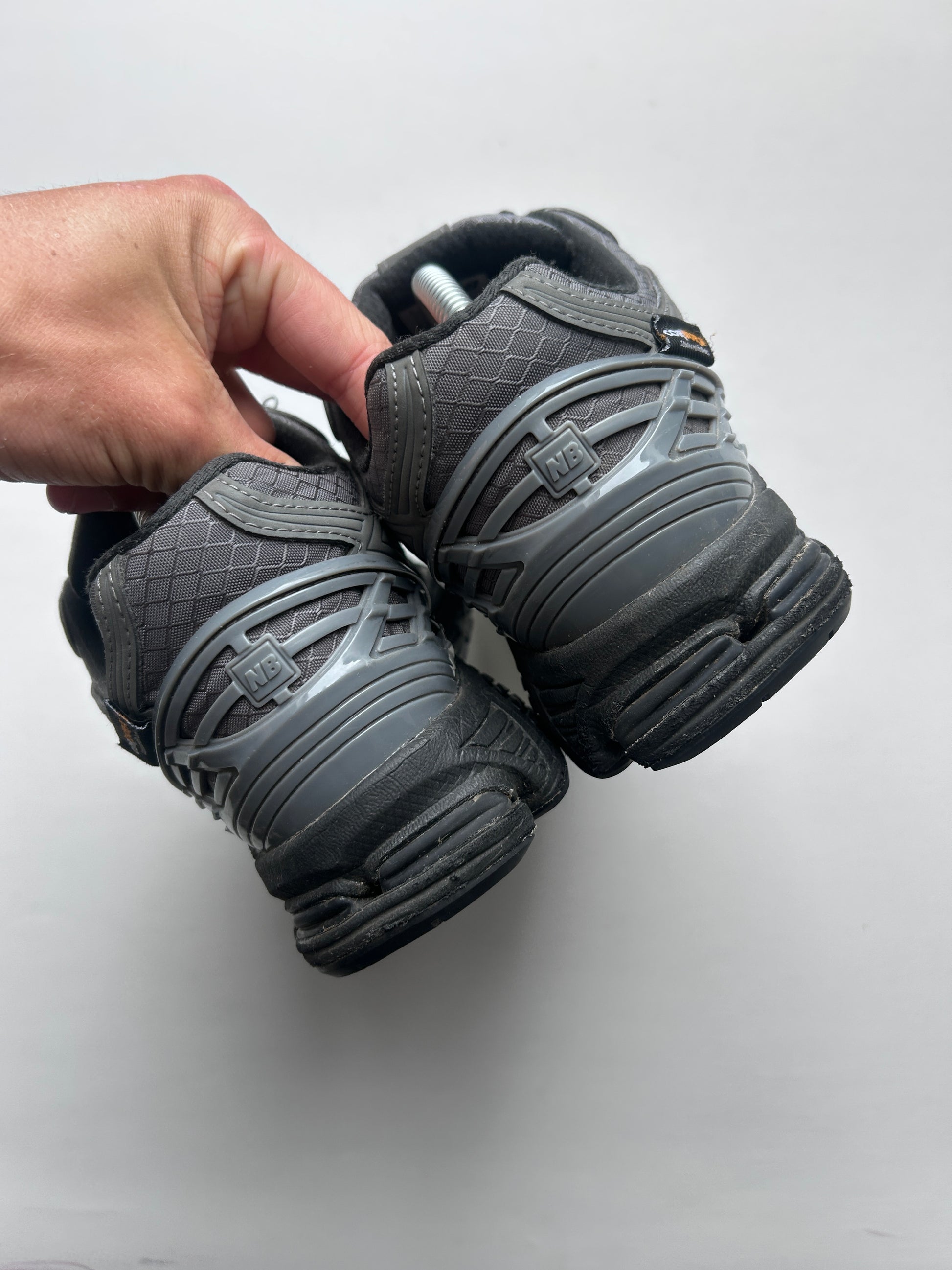 NB1906R CORDURA “GREY/BLACK” 42,5EU