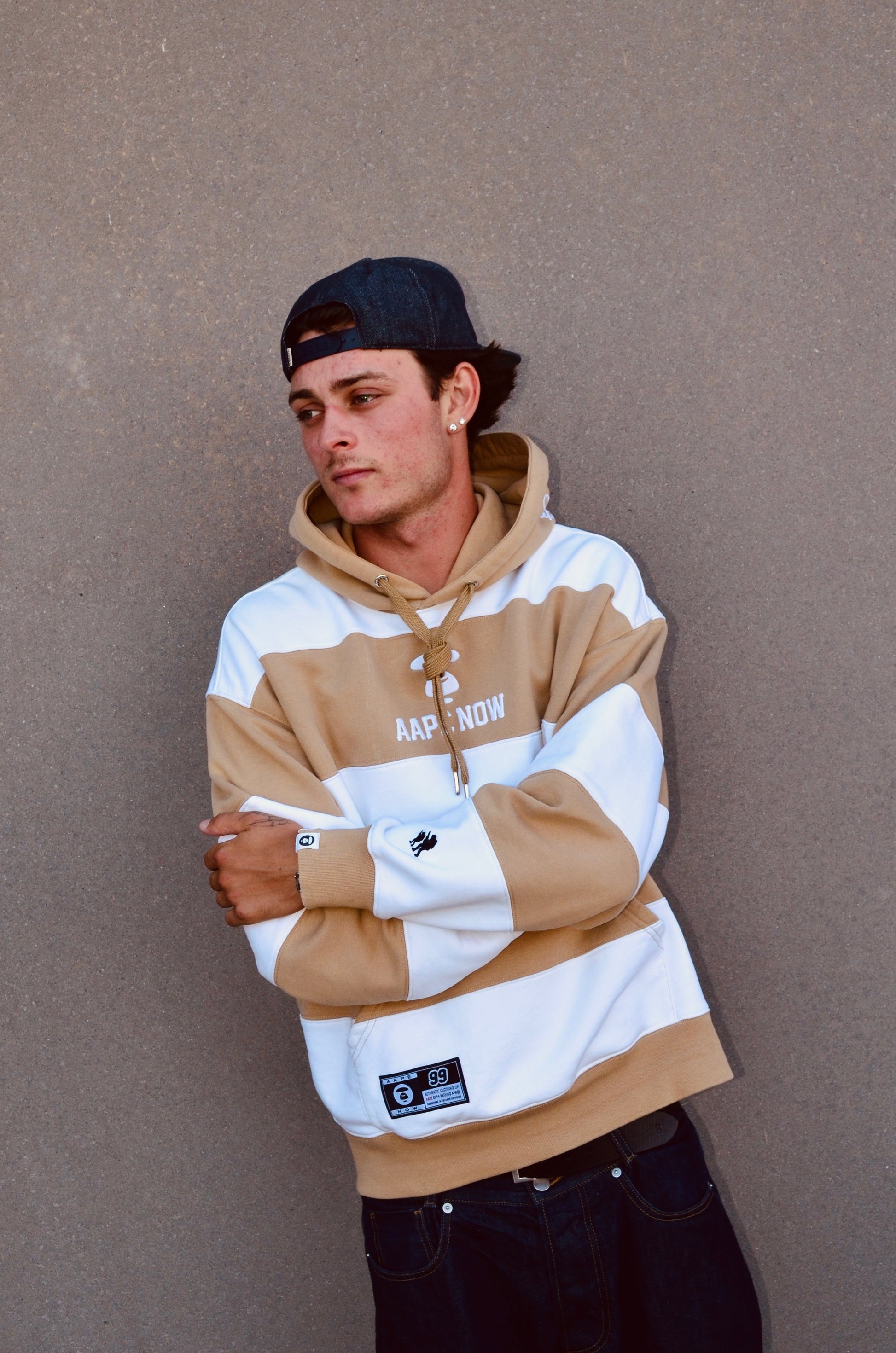 AAPE NOW BIG STRIPE HOODIE (M)