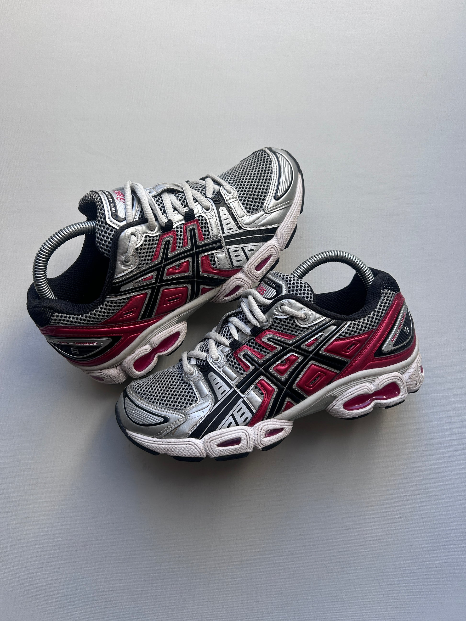 ASICS GEL NIMBUS 9 “CHROME/RED” 39EU