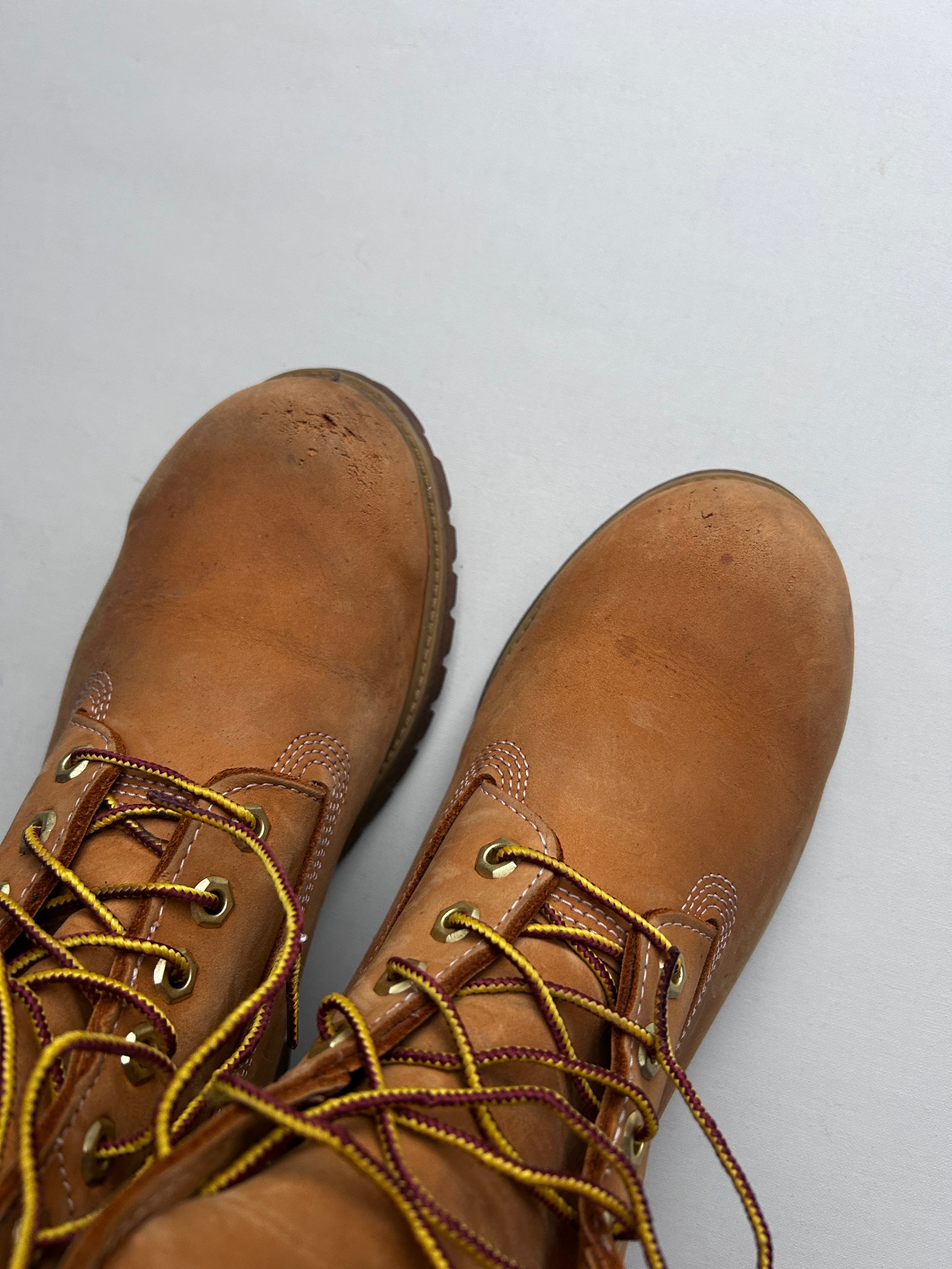TIMBERLAND 6INCH BOOT “WHEAT” 45EU
