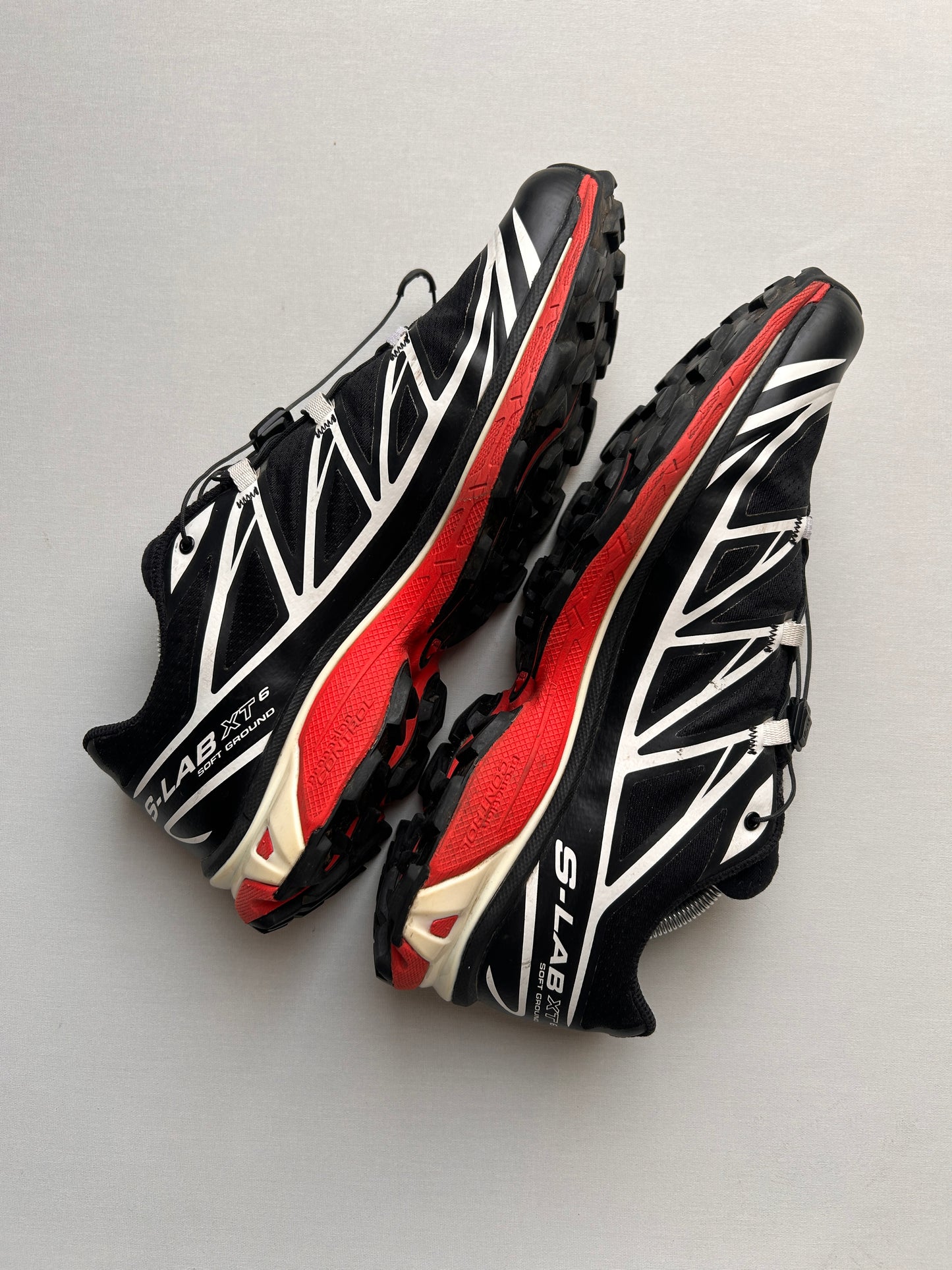 SALOMON XT-6 “BLACK RACING RED” 44,5EU