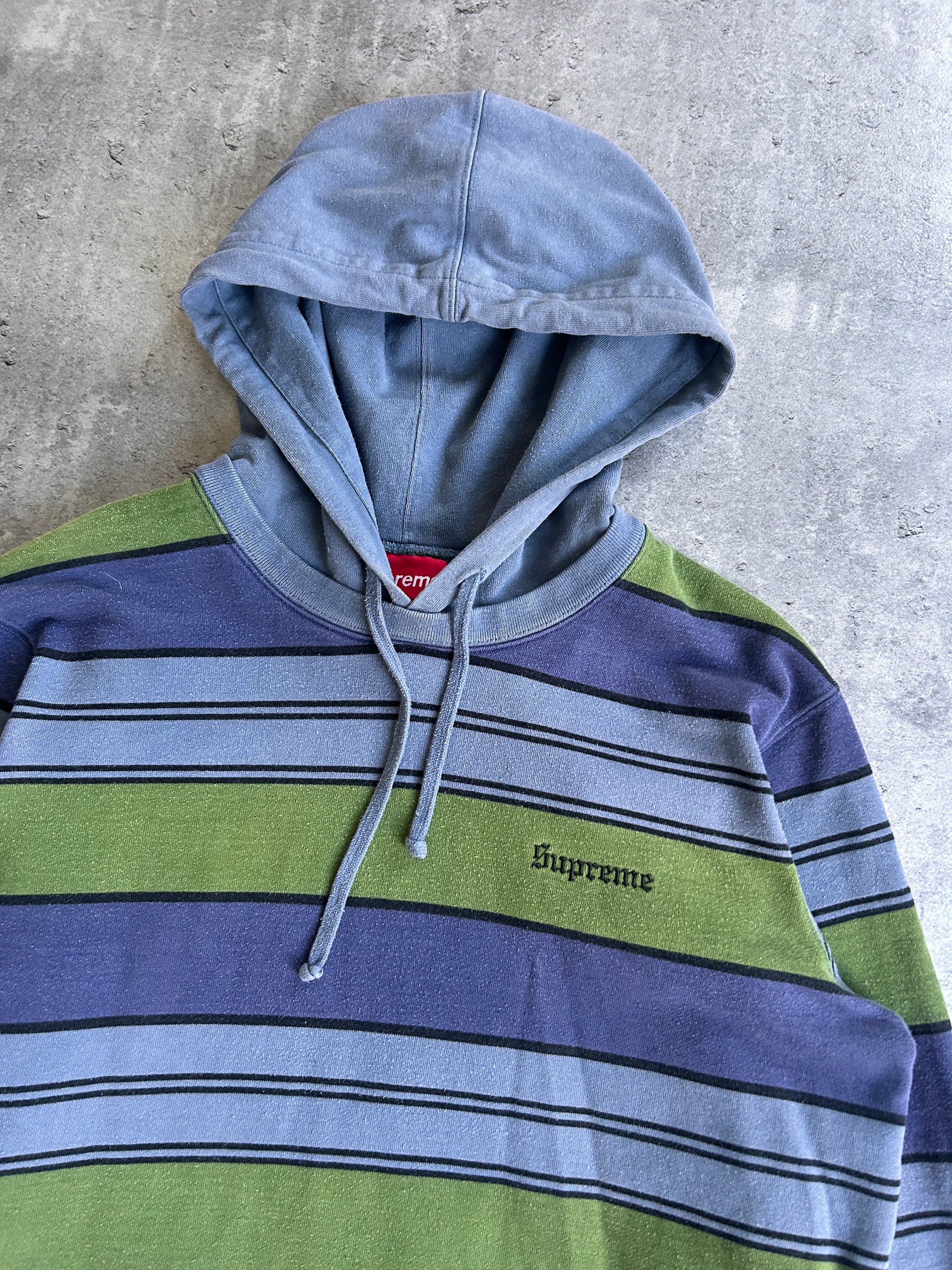 SUPREME STRIPED HOODED CREWNECK (M)