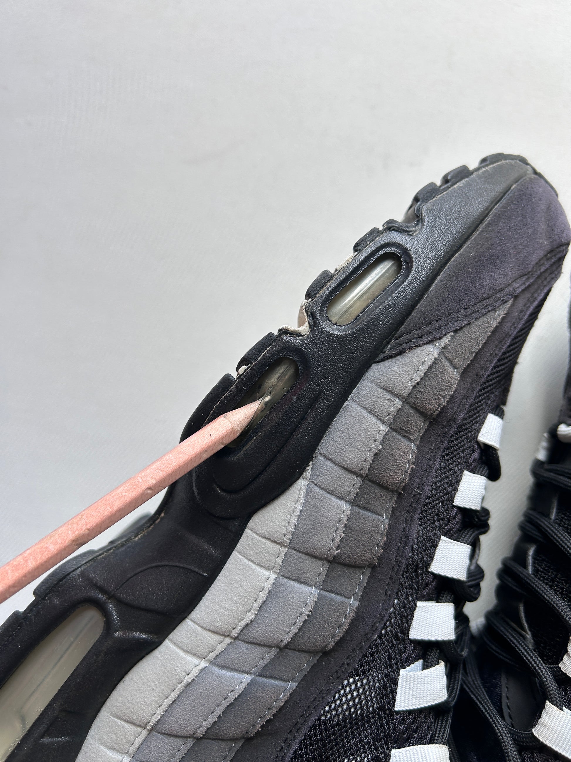 AIR MAX 95 “GREY GRADIENT” 44EU