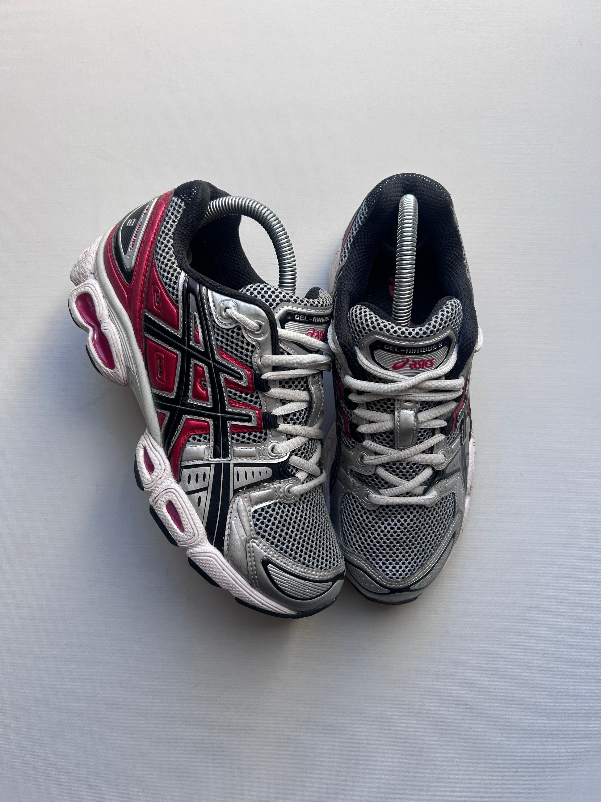 ASICS GEL NIMBUS 9 “CHROME/RED” 39EU