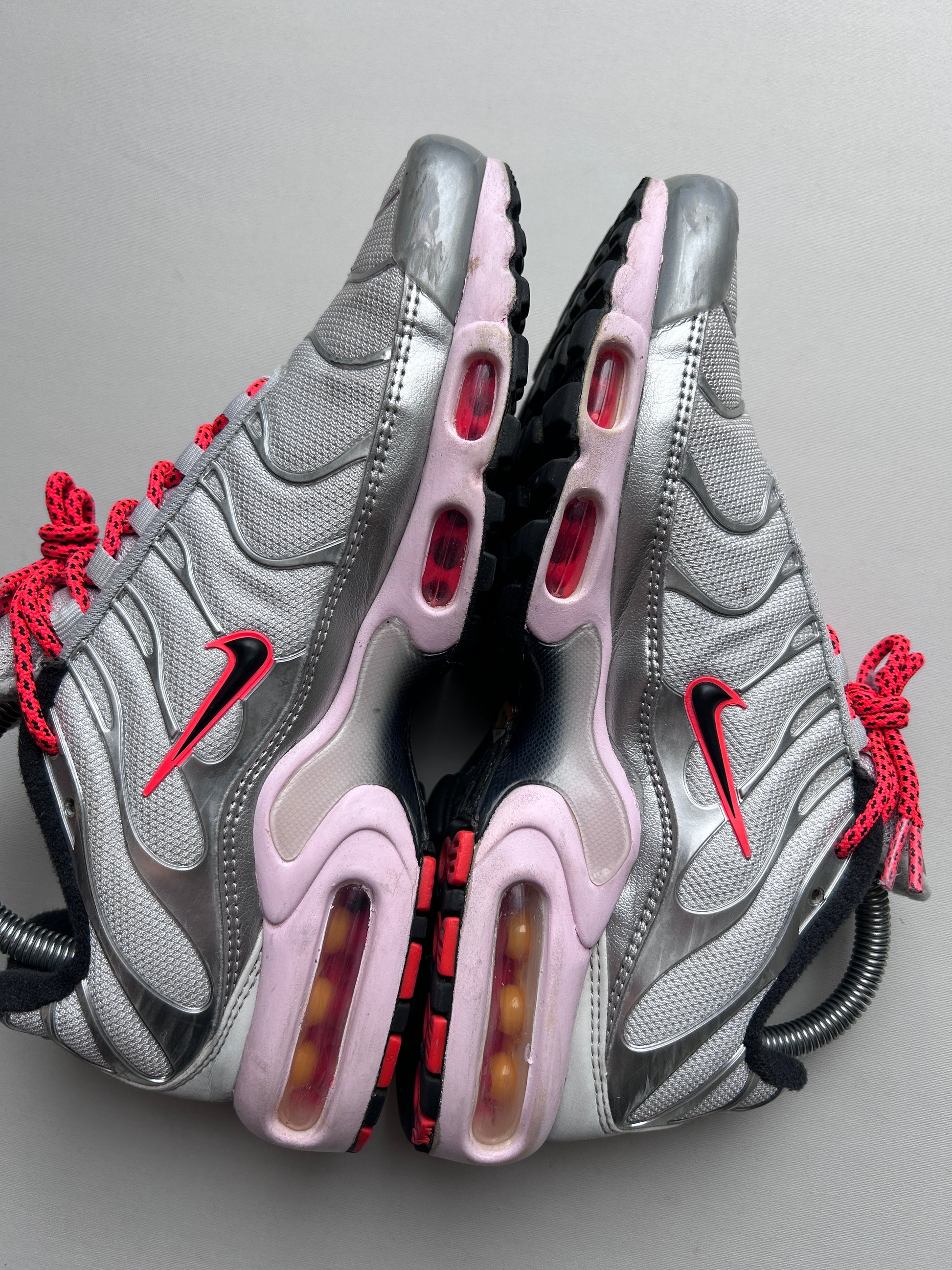 AIR MAX PLUS “METALLIC CRIMSON” 39EU