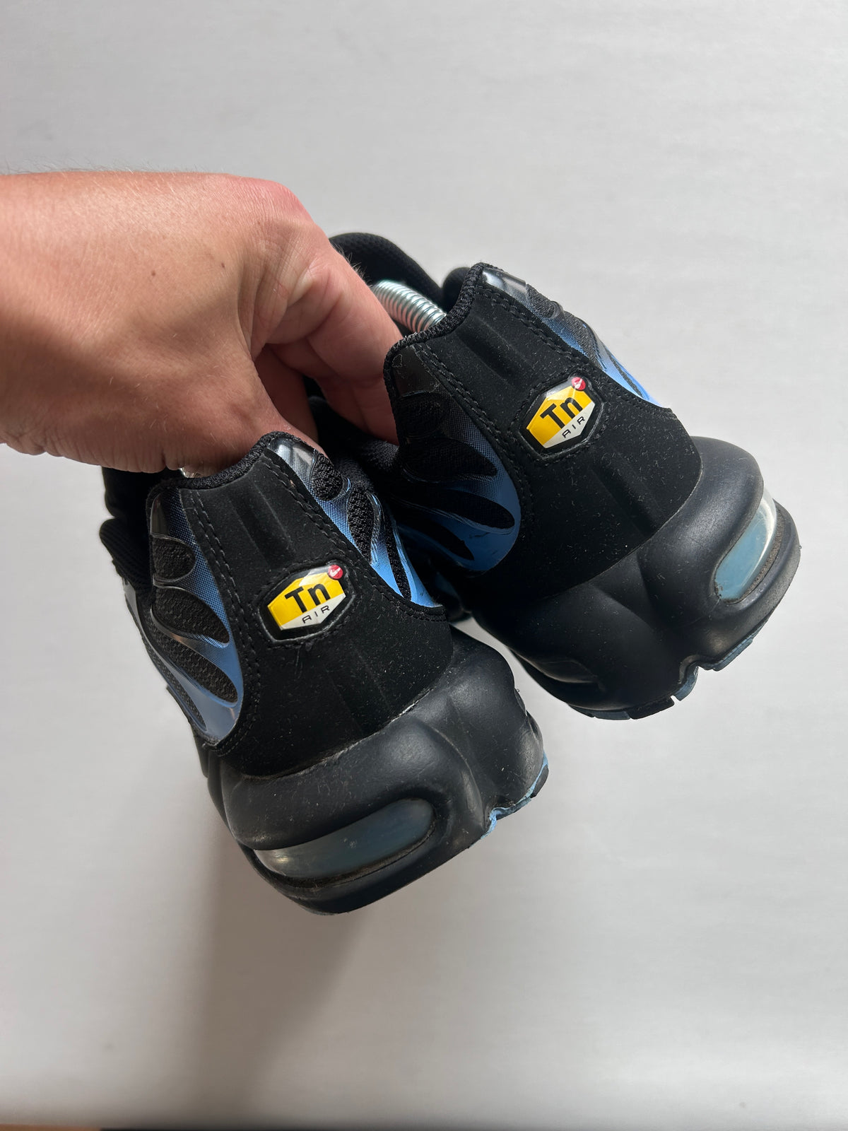 AIR MAX PLUS “BLACK UNIVERSITY BLUE” 42EU