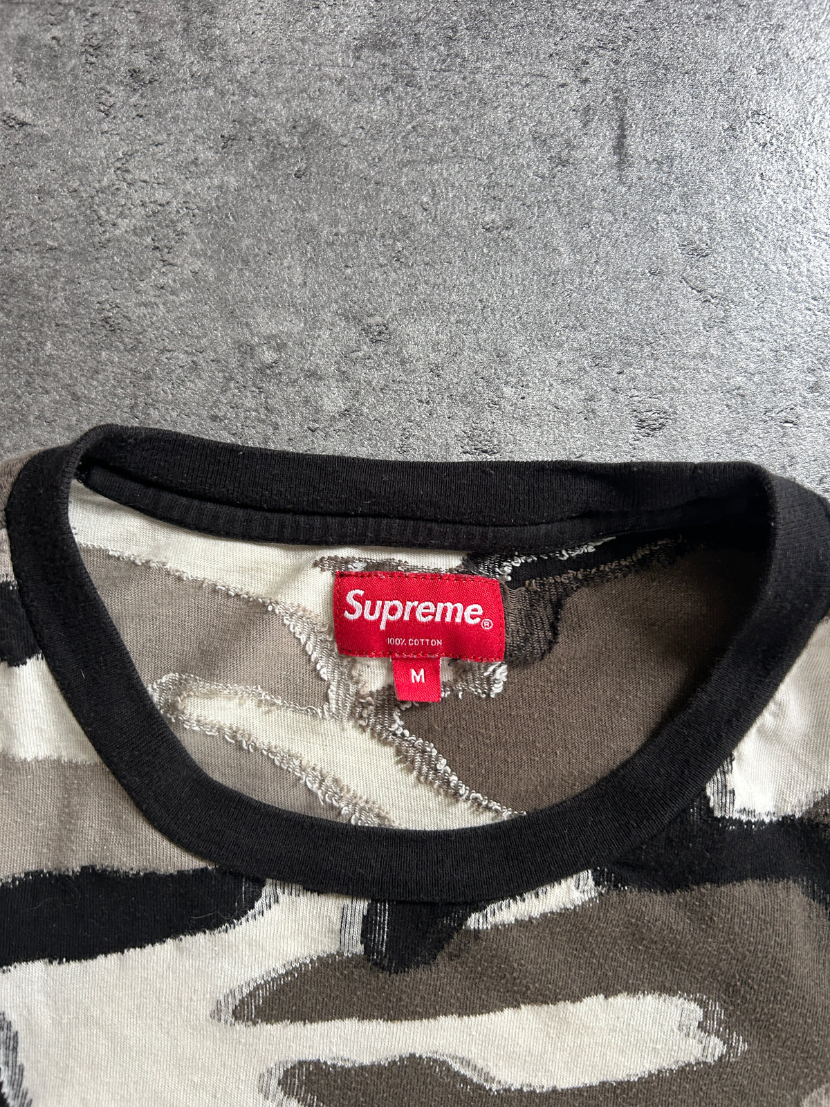 SUPREME INTARSIA CAMO TEE (M)
