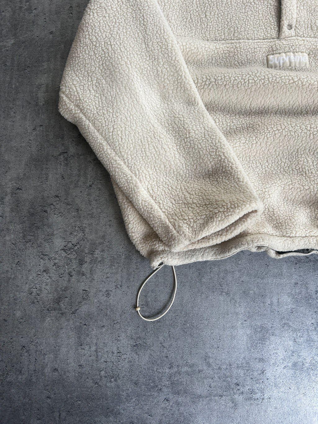 SUPREME POLARTECH SHEARLING REVERSIBLE PULLOVER (L/XL)