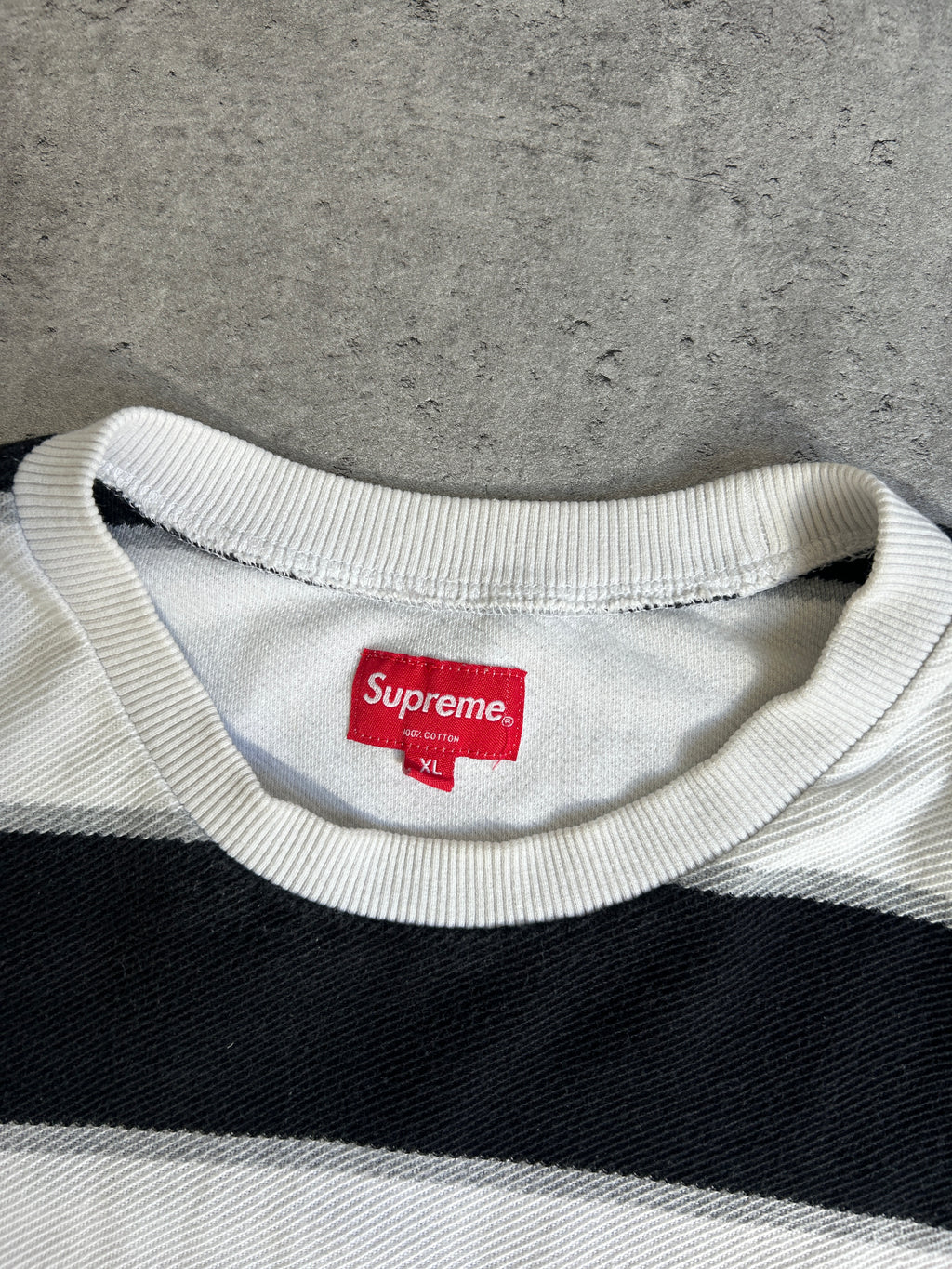 SUPREME PIQUE CREWNECK (XL)