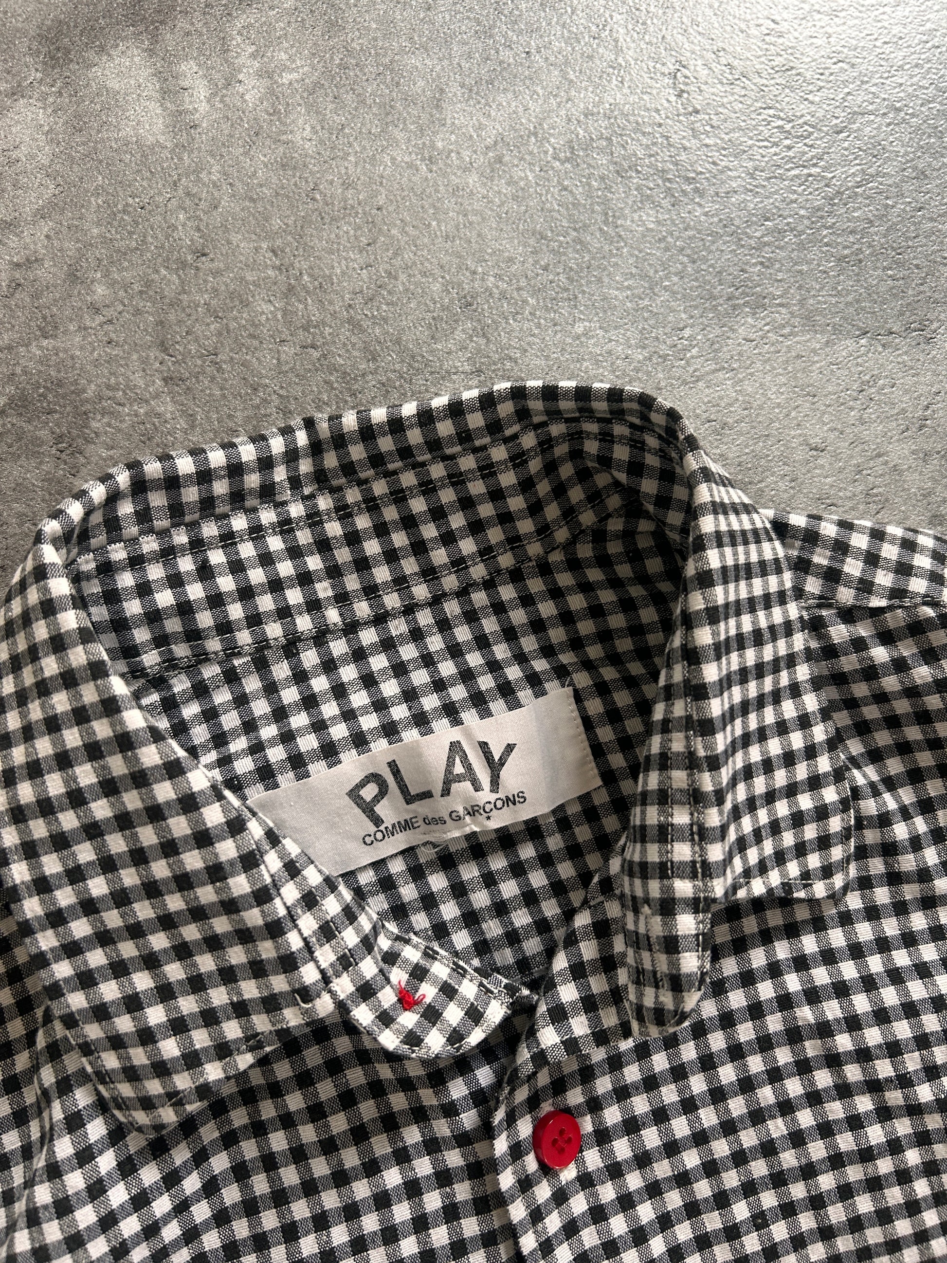 CDG PLAY SKJORTE (S)