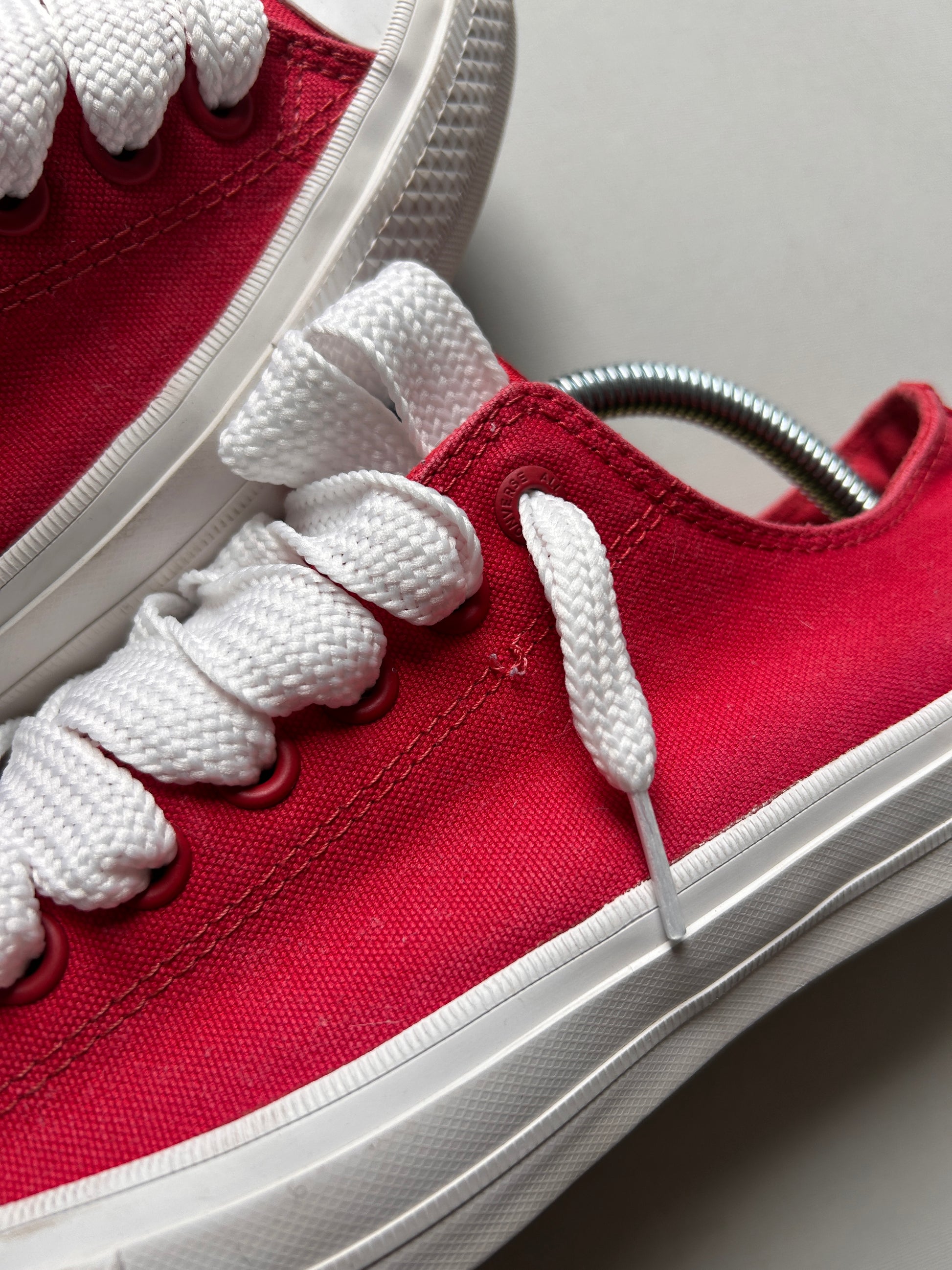CONVERSE ALL STAR CHUCK TAYLOR 2 42/42.5 EU
