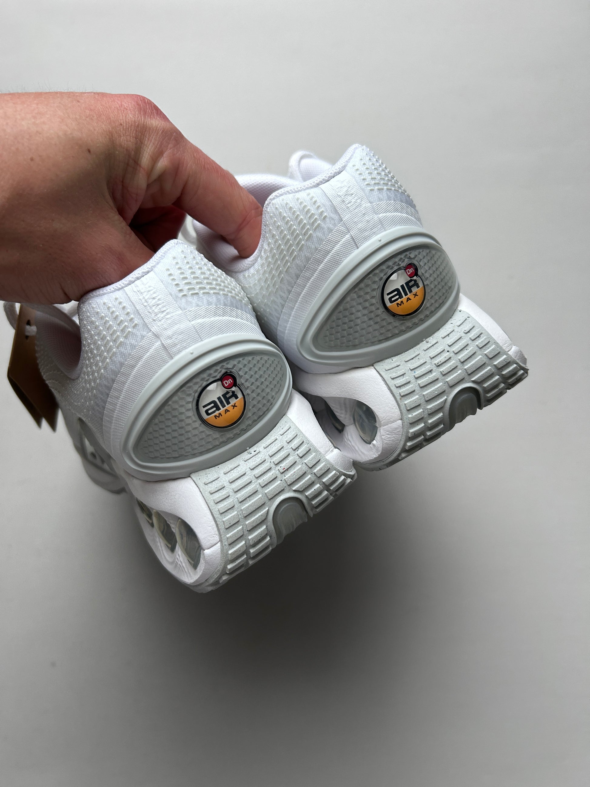 AIR MAX DN “WHITE” 42,5EU