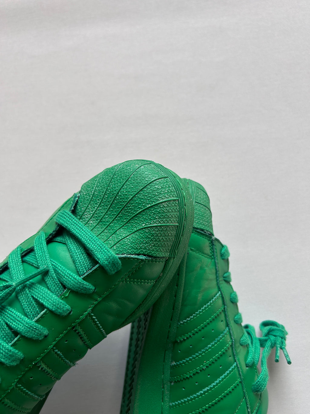 ADIDAS SUPERSTAR X PHARELL WILLIAMS (44,5EU)