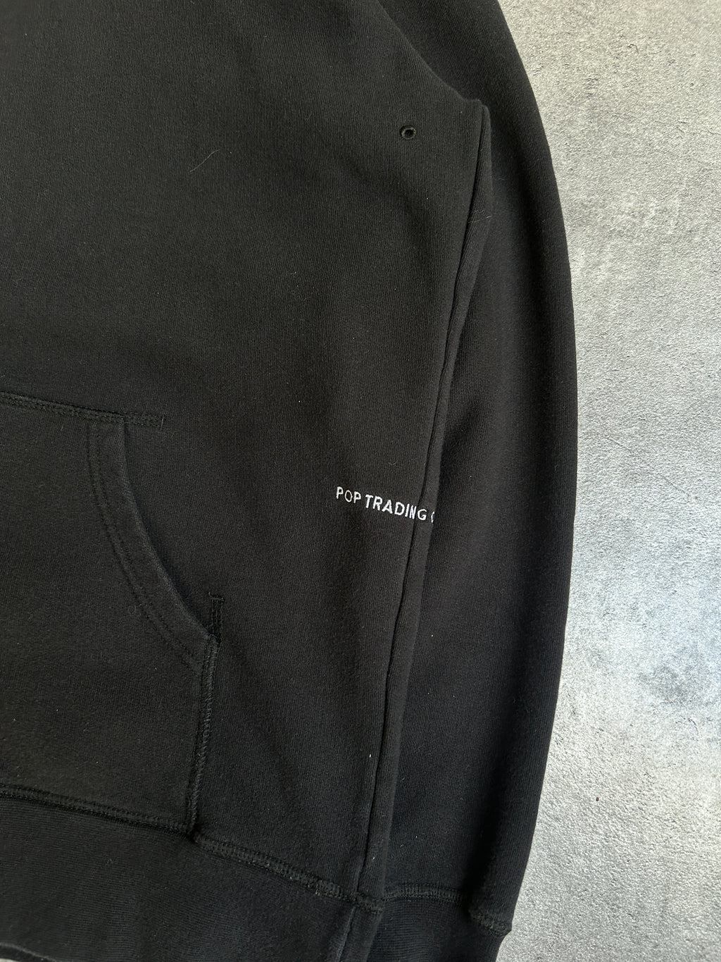 POP TRADING COMPANY HOODIE (M)