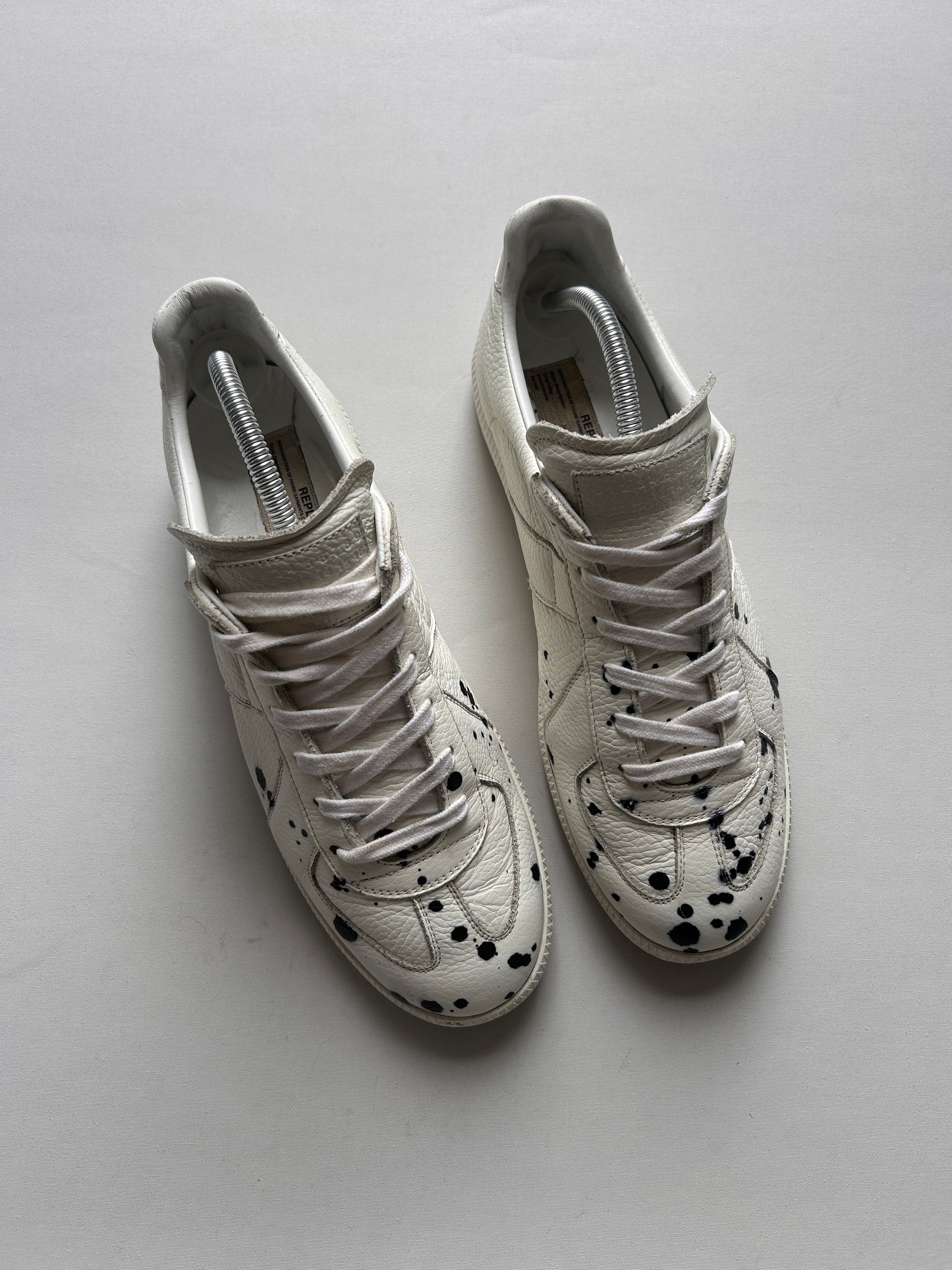 MAISON MARGIELA PAINT SPLATTER GATS (43EU)