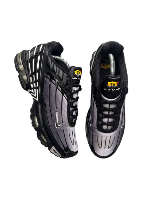 AIR MAX PLUS 3 “BLACK/GREY” 43EU