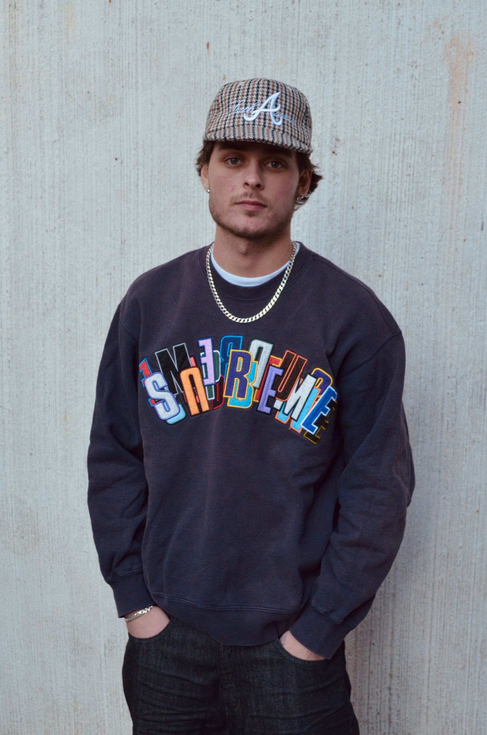 SUPREME STACKED CREWNECK NAVY (S)