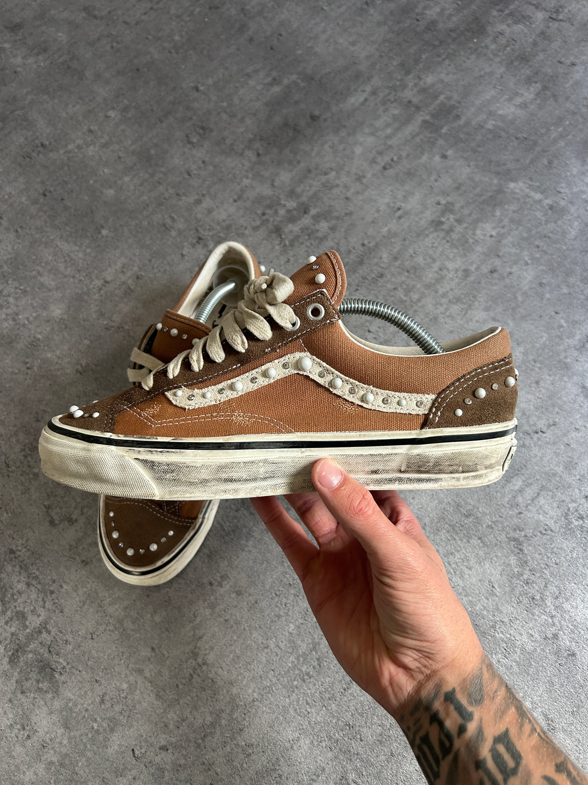 VANS OLD SKOOL LX 36 BROWN (42.5)