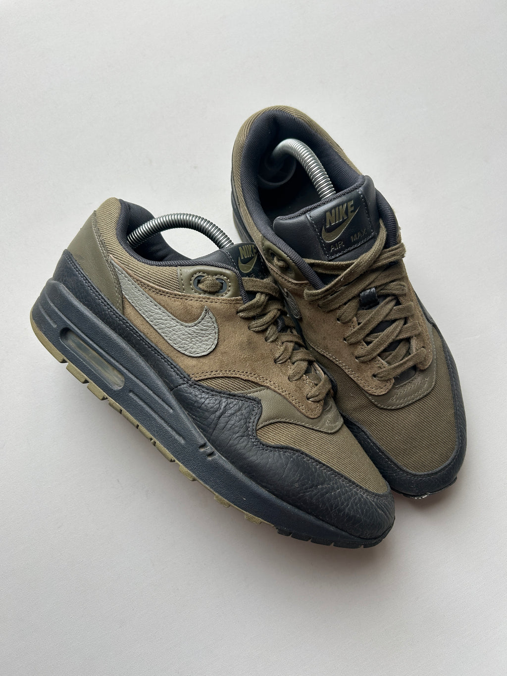 AIR MAX 1 “DARK STUCCO” 42EU