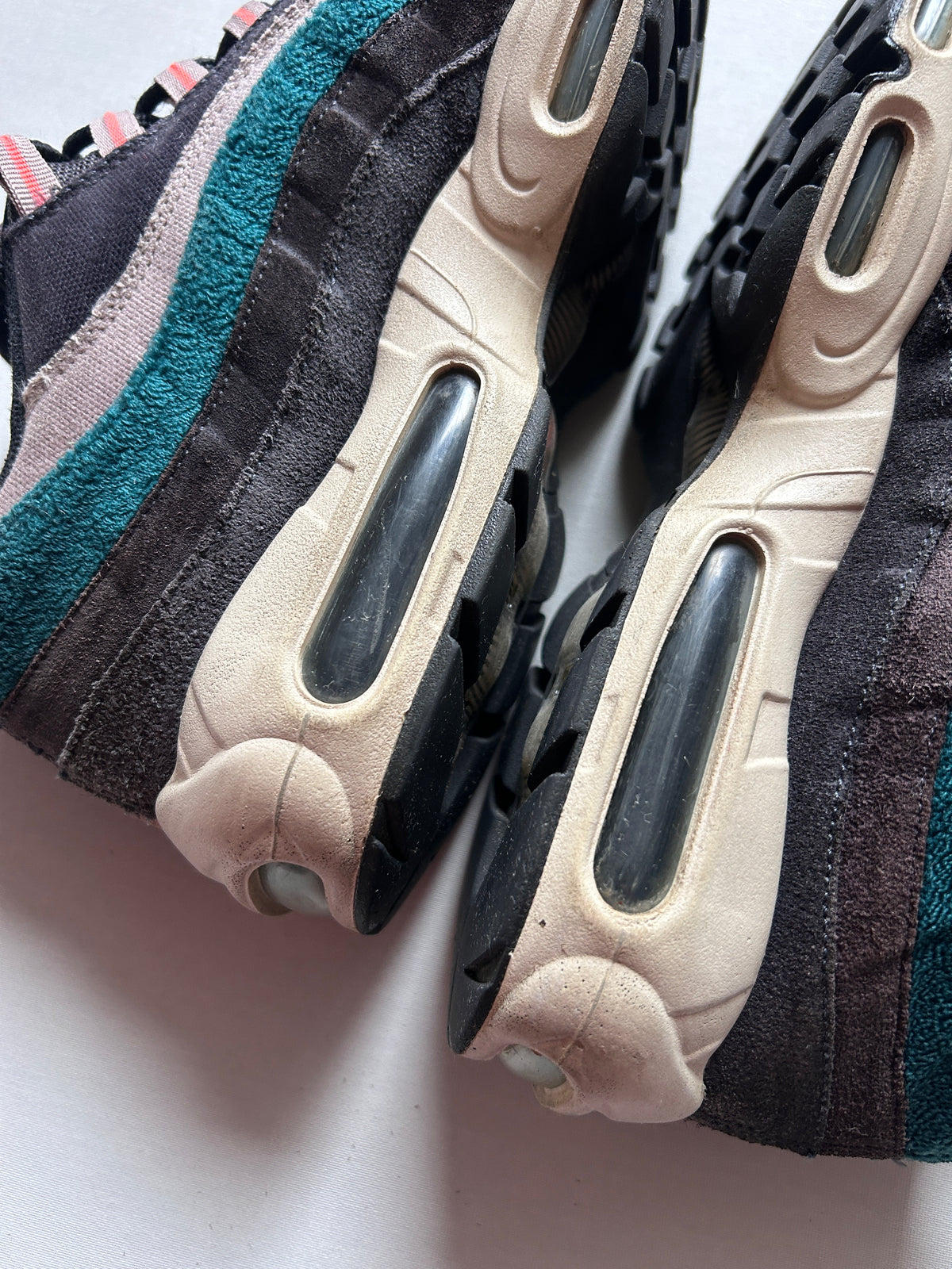 AIR MAX 95 “RAINFOREST BRIGHT MANGO” 45EU