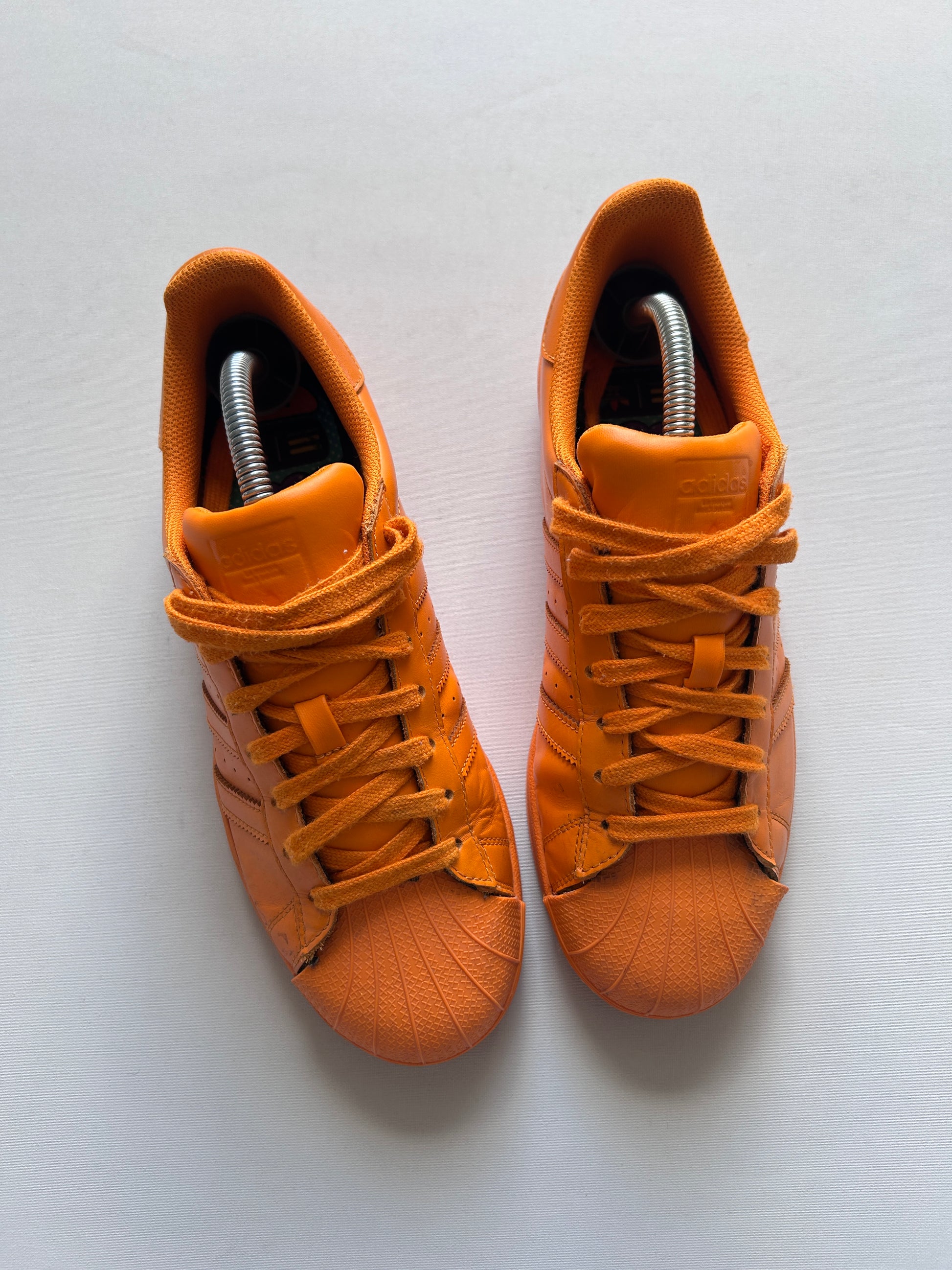 ADIDAS X PHARELL SUPERSTAR (41EU)