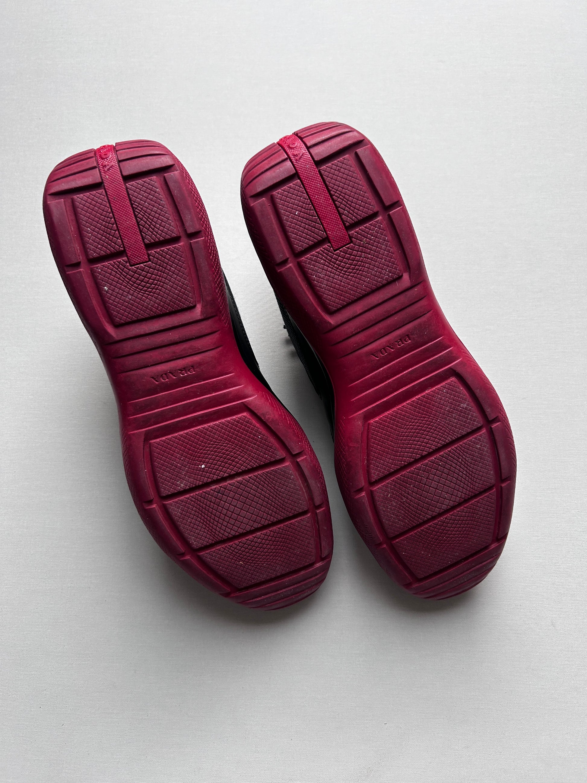 PRADA CUPS OG LEATHER “BLACK/RED” 46EU