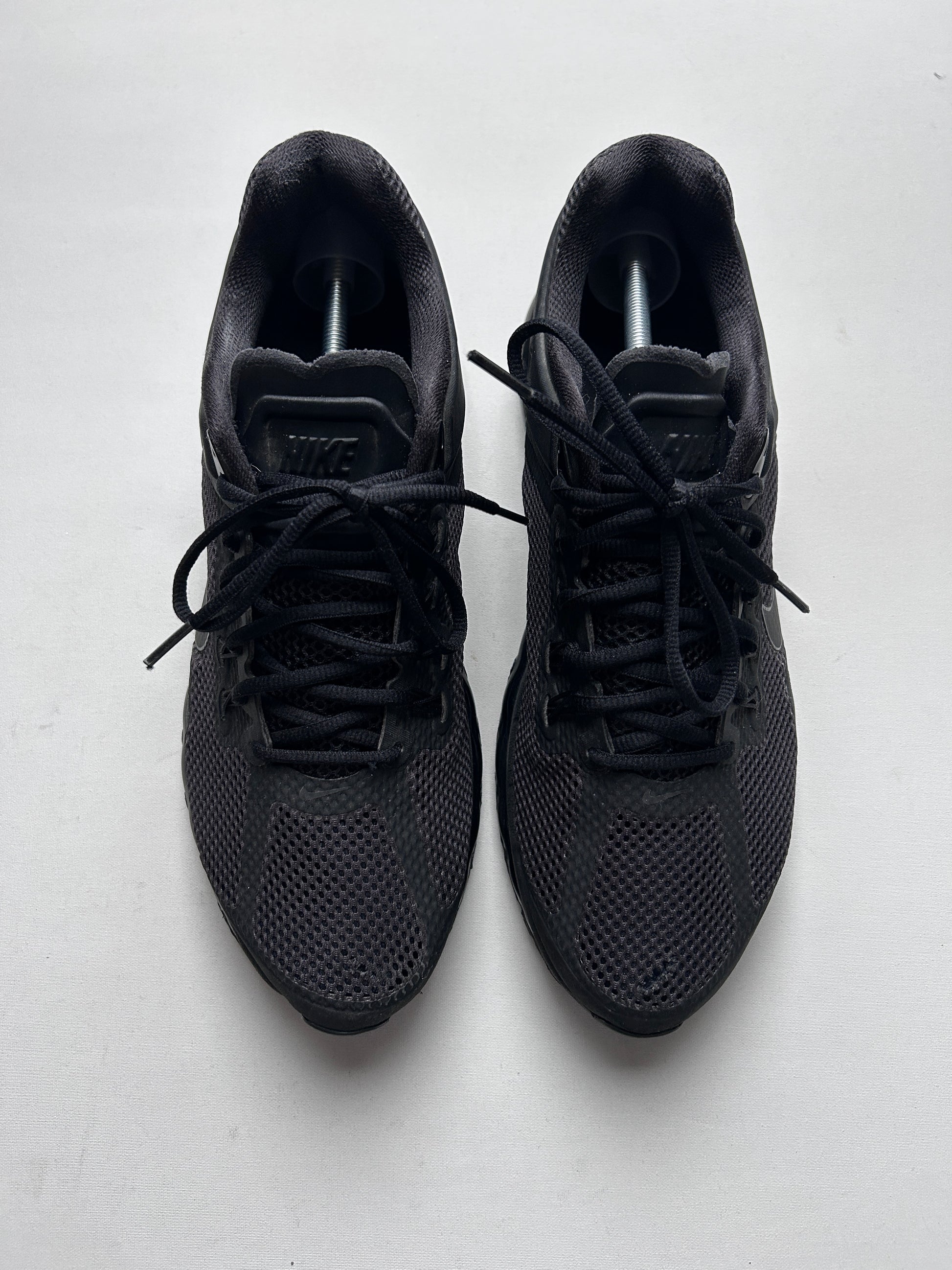 AIR MAX 2013 “TRIPLE BLACK” 46EU