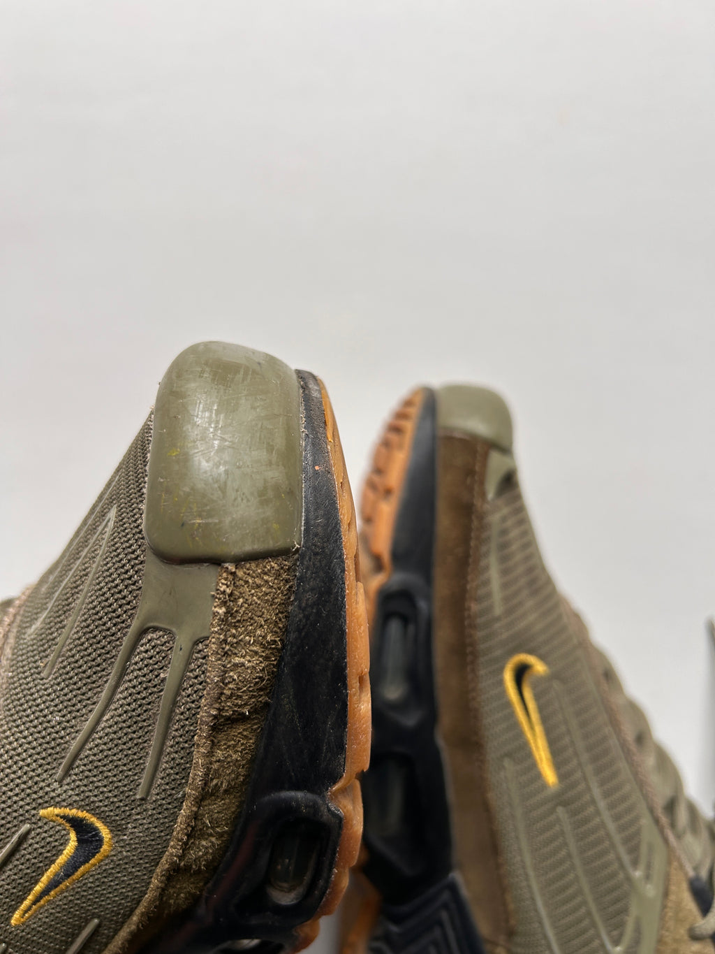 AIR MAX PLUS 3 “OLIVE” 42,5EU