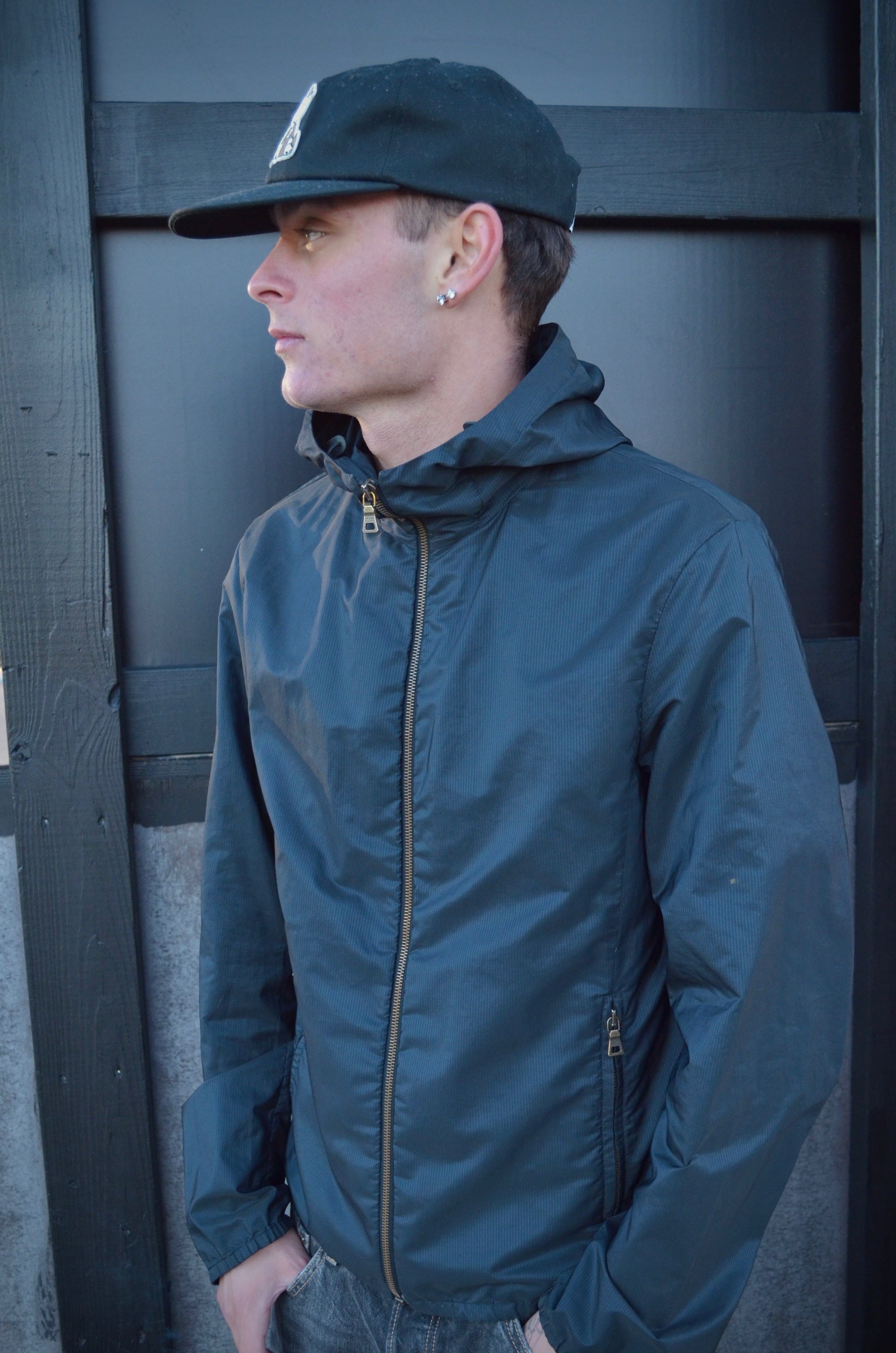 PRADA NYLON WINDBREAKER (M)