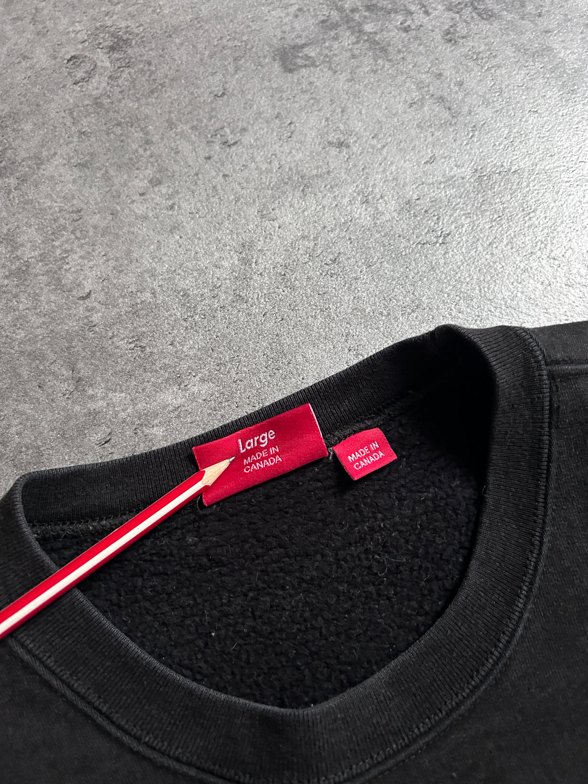 SUPREME SIDE LOGO CREWNECK (L)