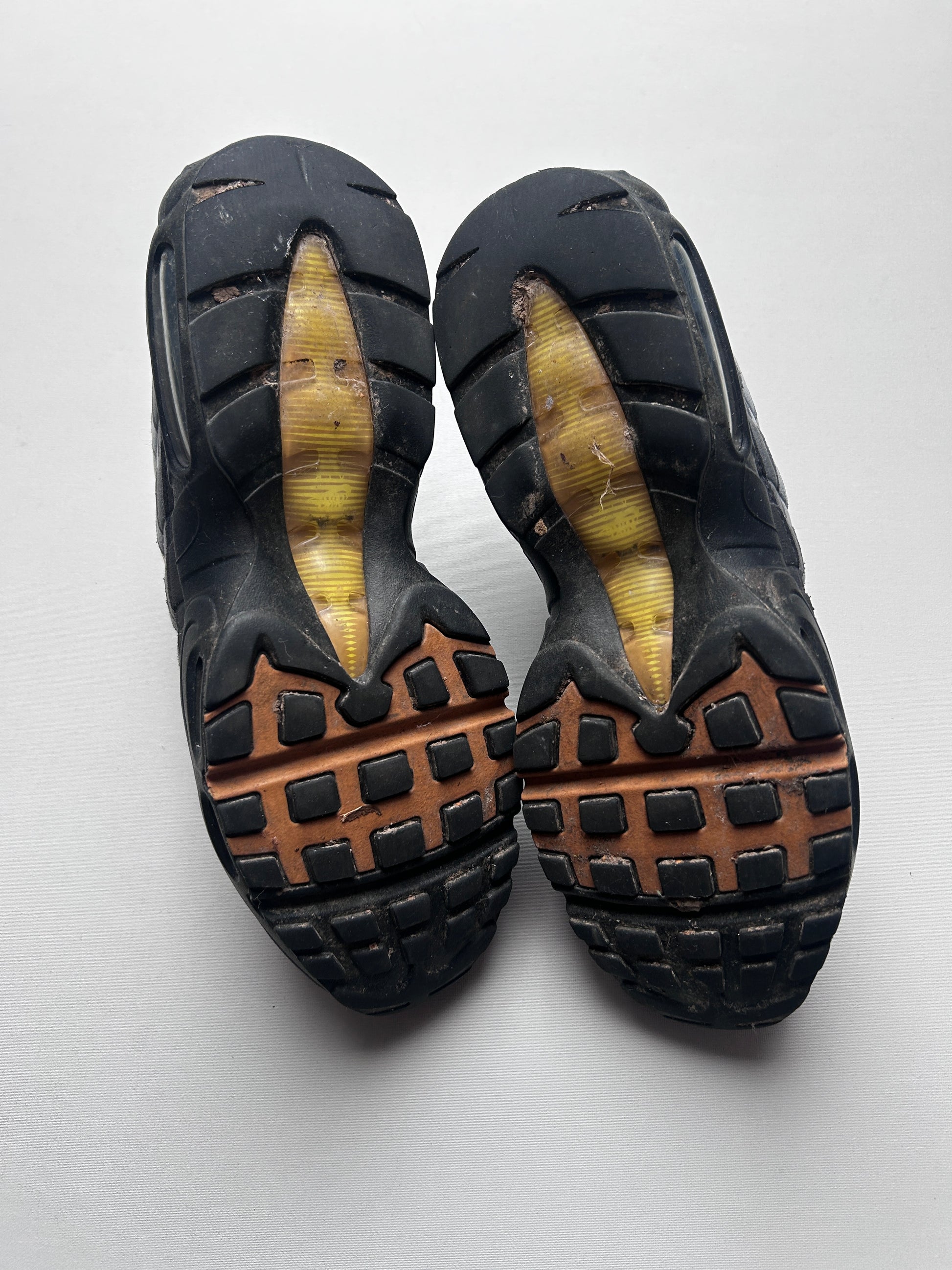 AIR MAX 95 “ICONS” 42,5EU