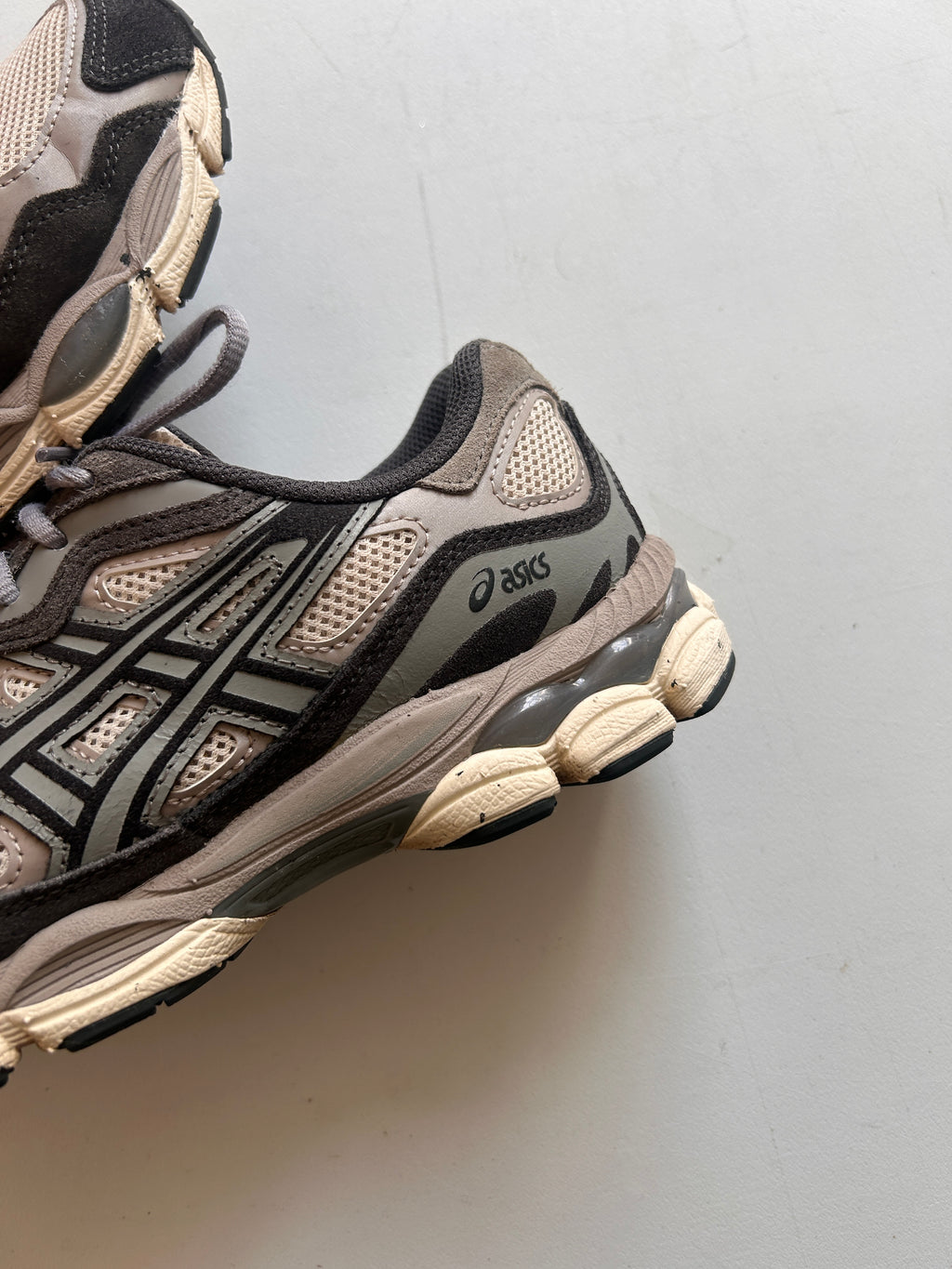 ASICS GEL NYC “GREY/WHITE” 39EU