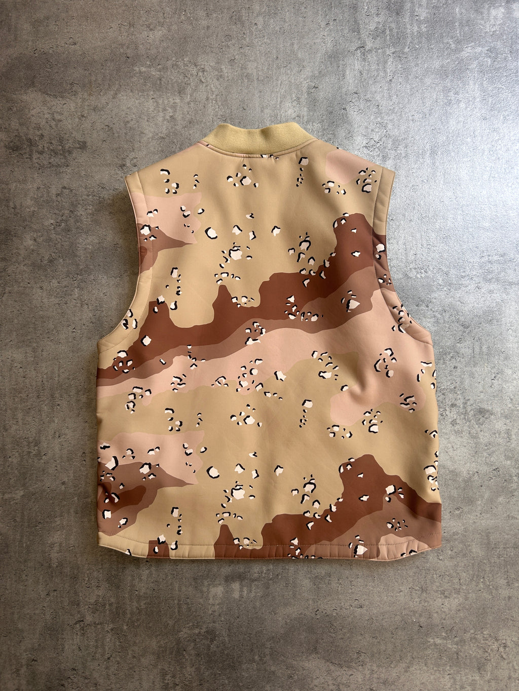 SUPREME X WINDSTOPPER DESERT CAMO VEST (L)