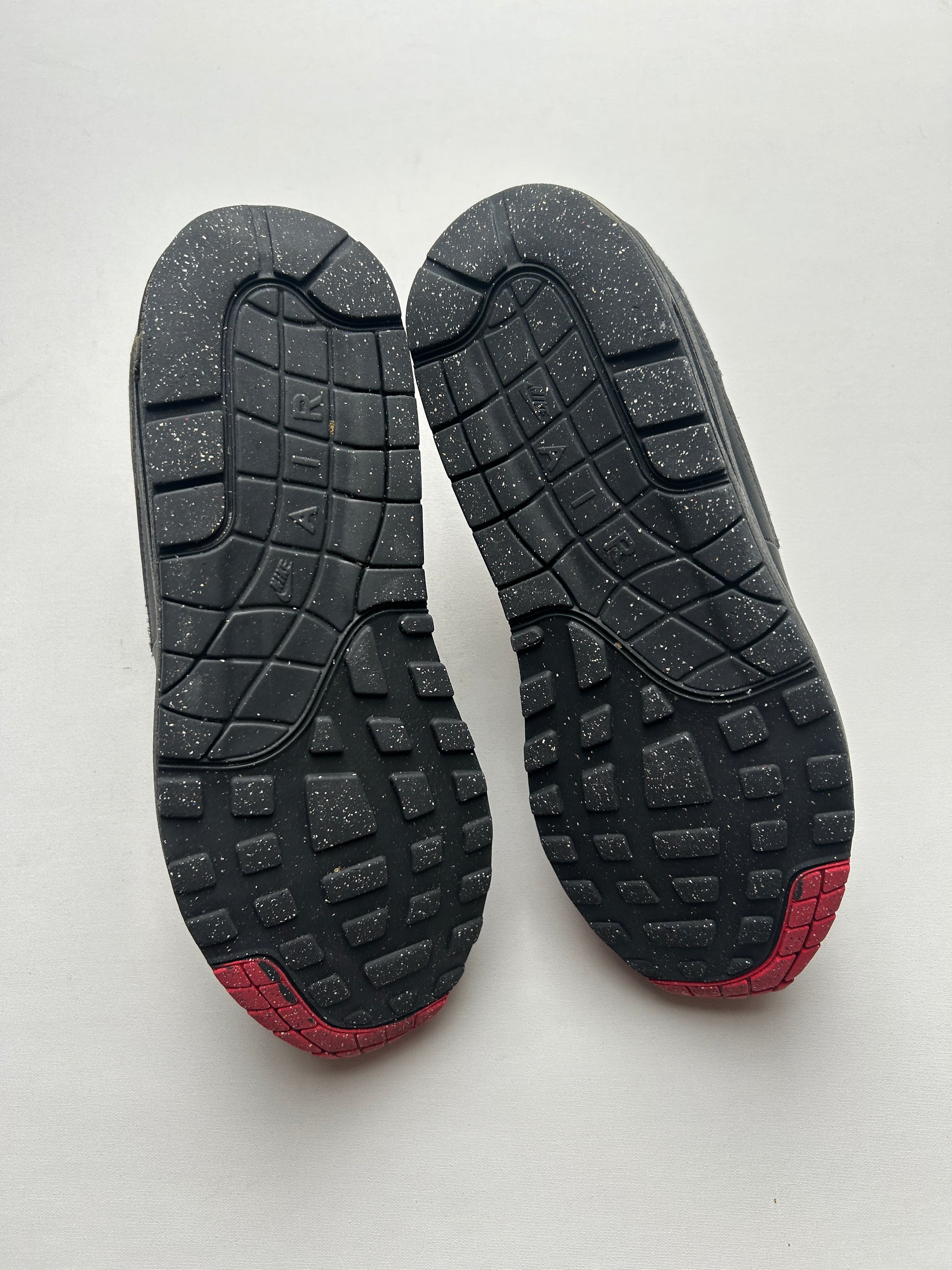 AIR MAX 1 “BLACK/RED” 44EU
