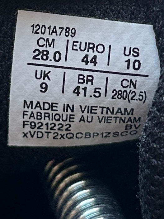 ASICS GEL NYC SILVER (44EU)
