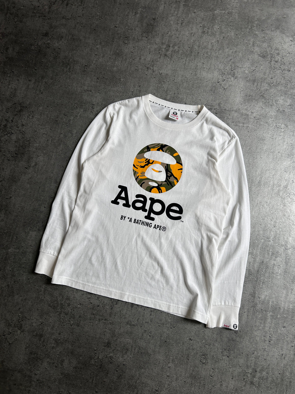 AAPE LONGSLEEVE (M)