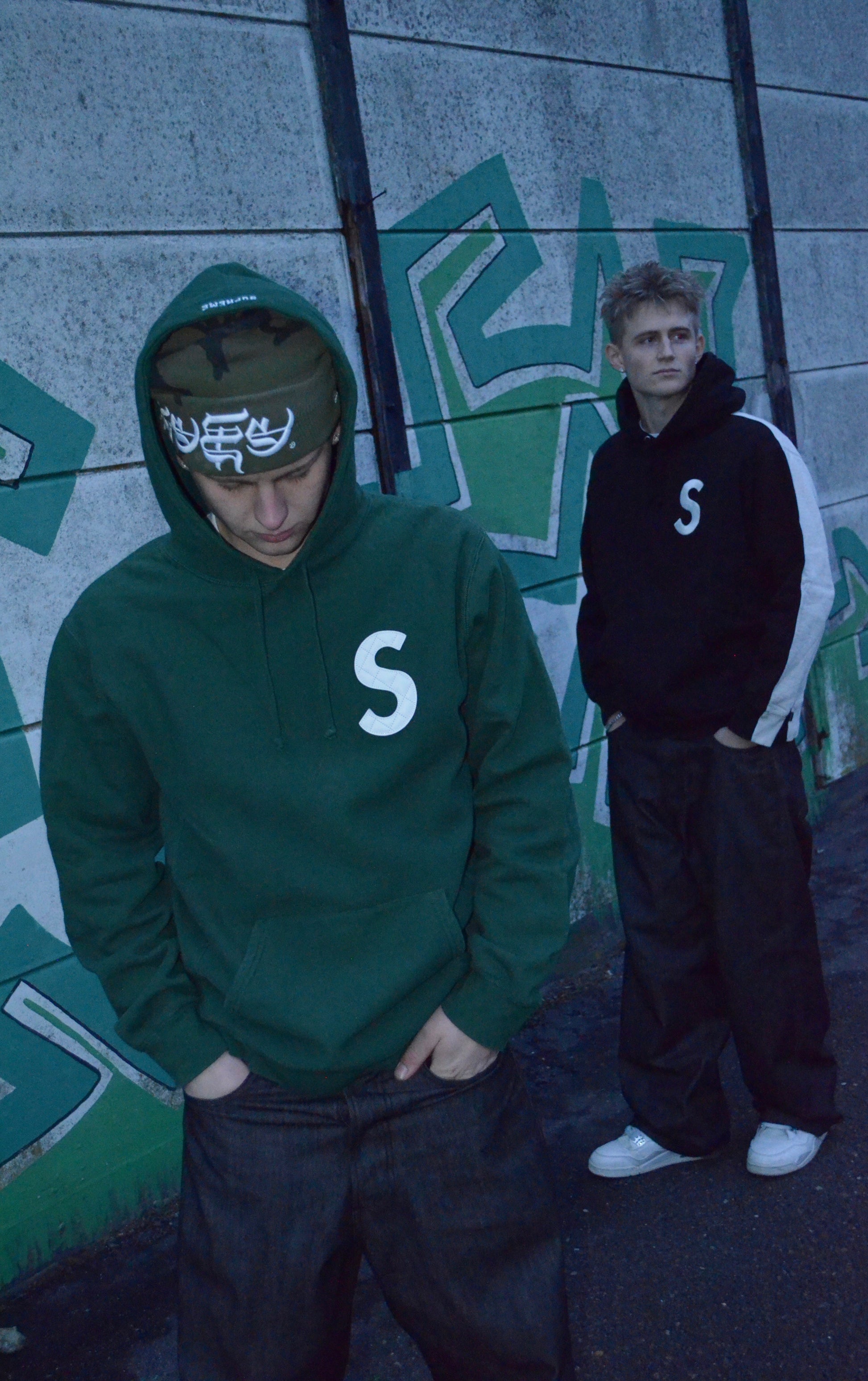 SUPREME S LOGO SPLIT HOODIE FW21 (L)