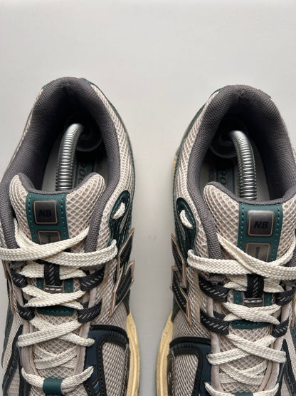 NB1906R “METALLIC TEAL” 44EU