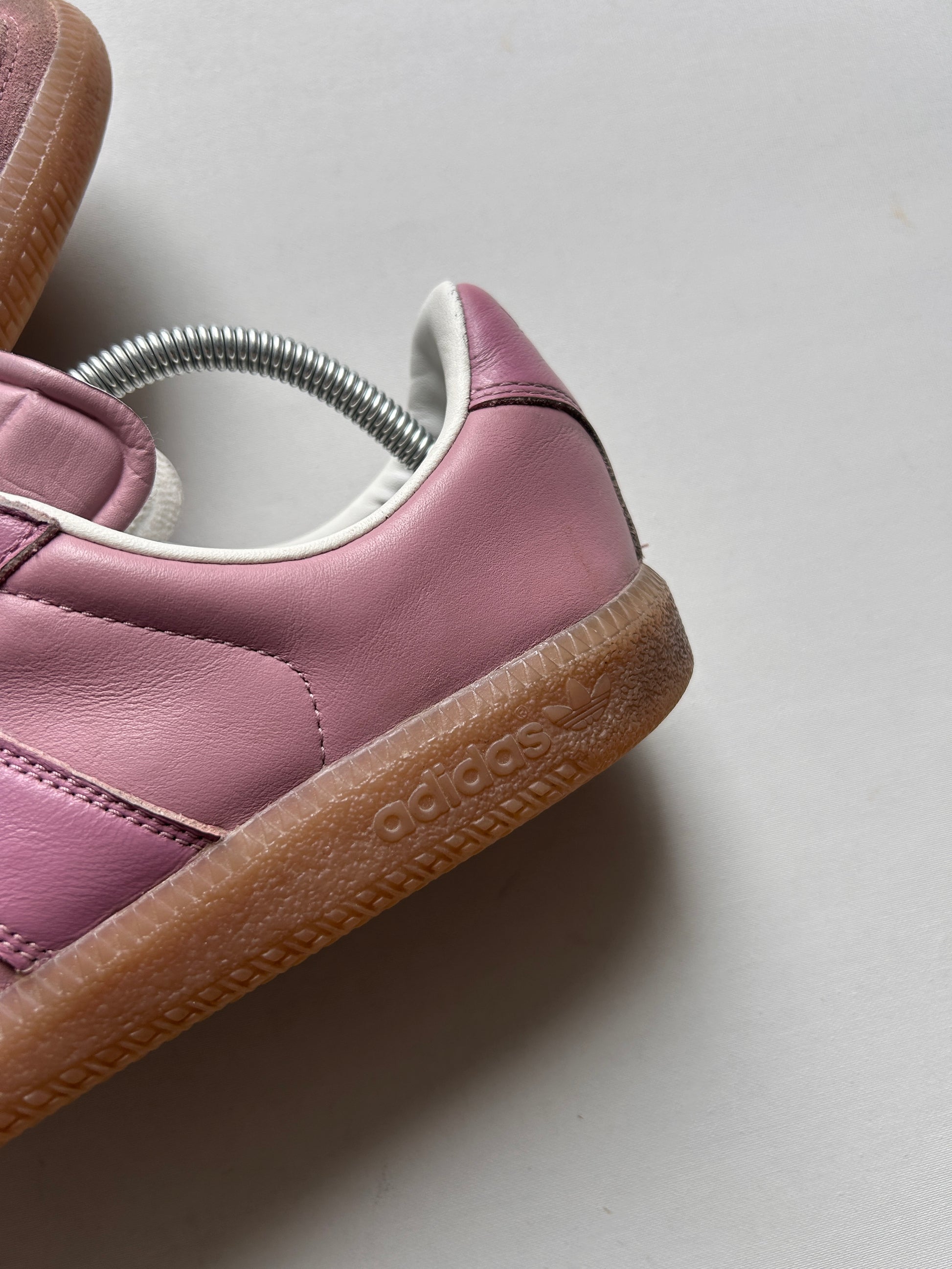 ADIDAS BW ARMY X SIZE? (42EU)