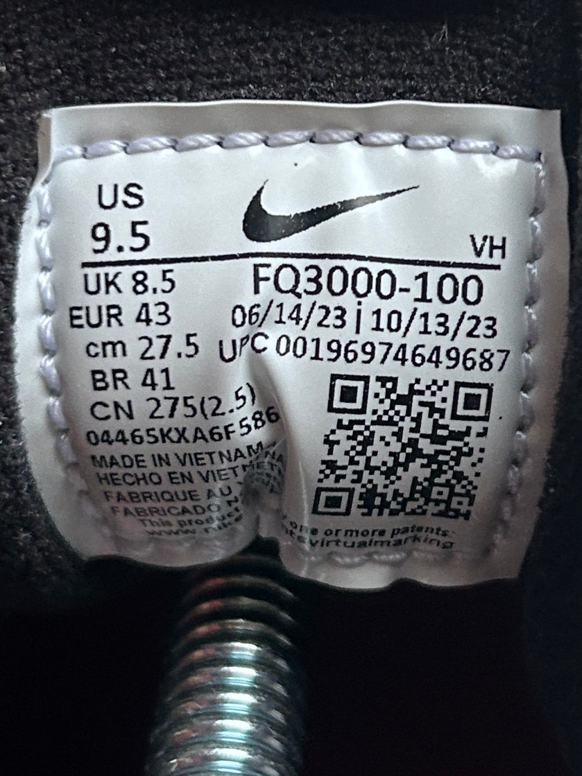 NIKE SB DARMIN X SUPREME (43EU)