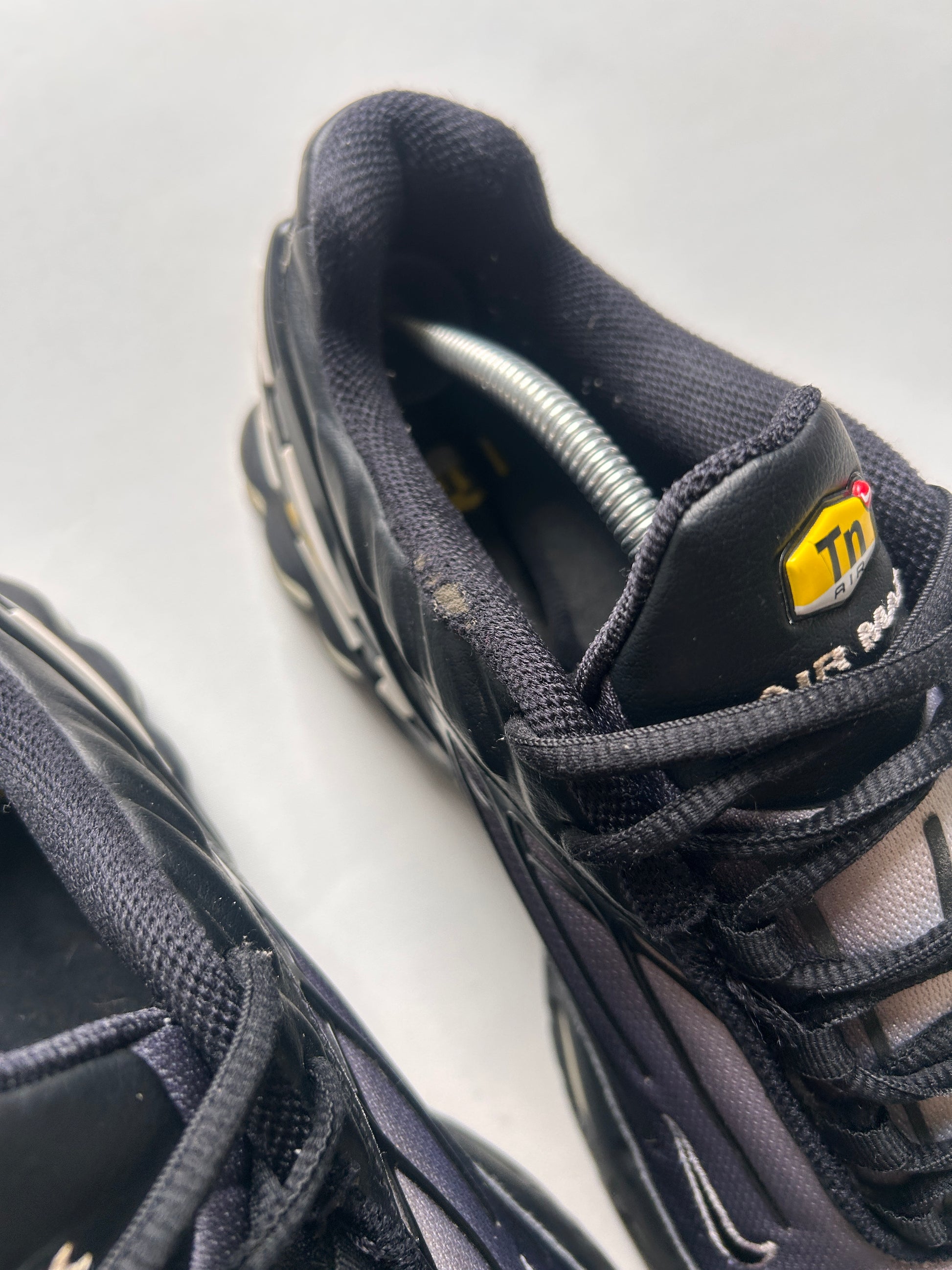 AIR MAX PLUS 3 “GREY/BLACK” 45,5EU