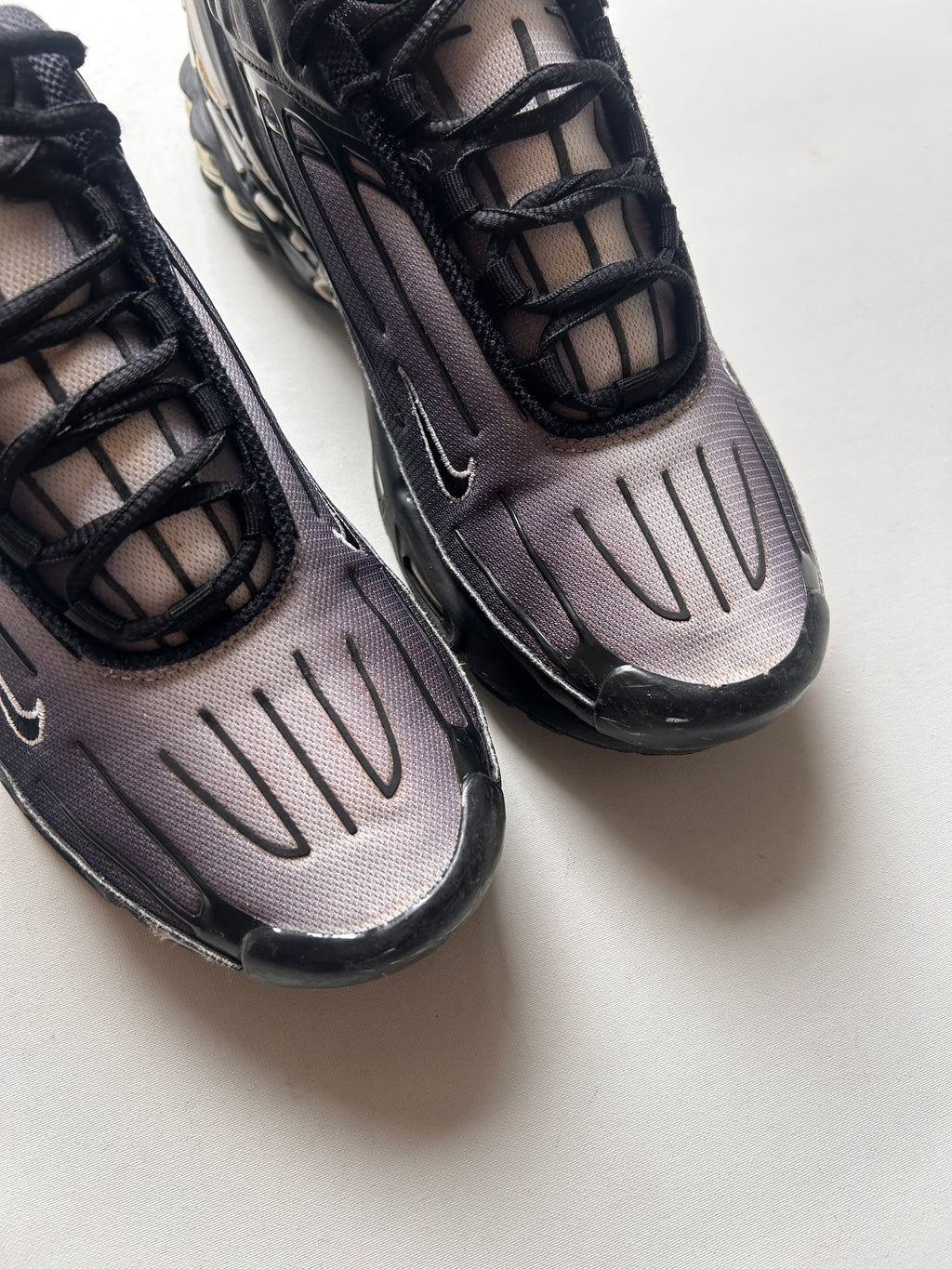 AIR MAX PLUS 3 “GREY/BLACK” 45,5EU