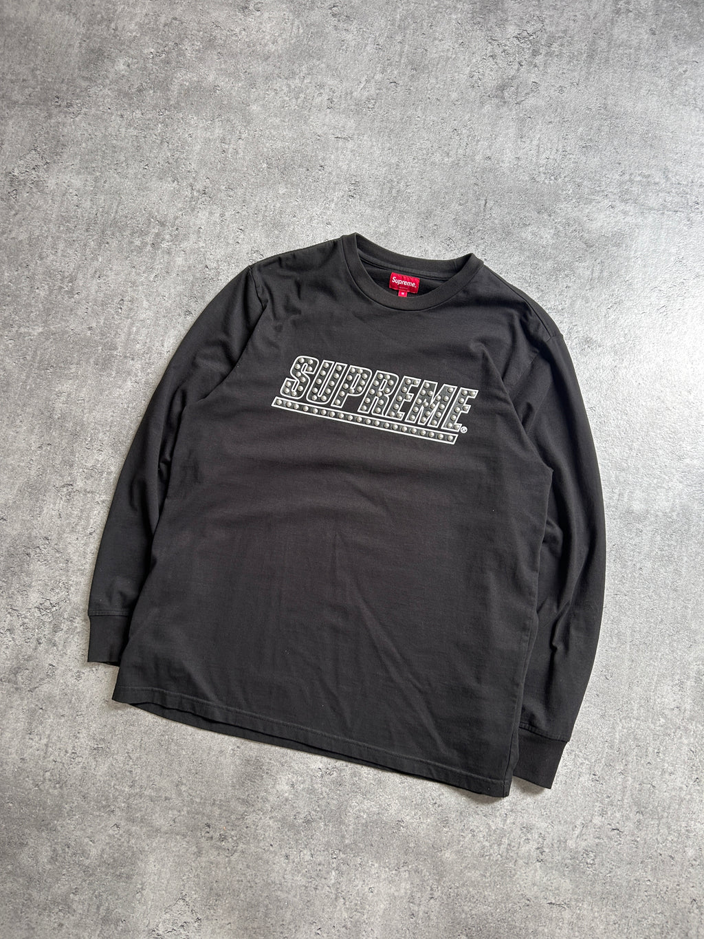 SUPREME STUDDED LONGSLEEVE (M)