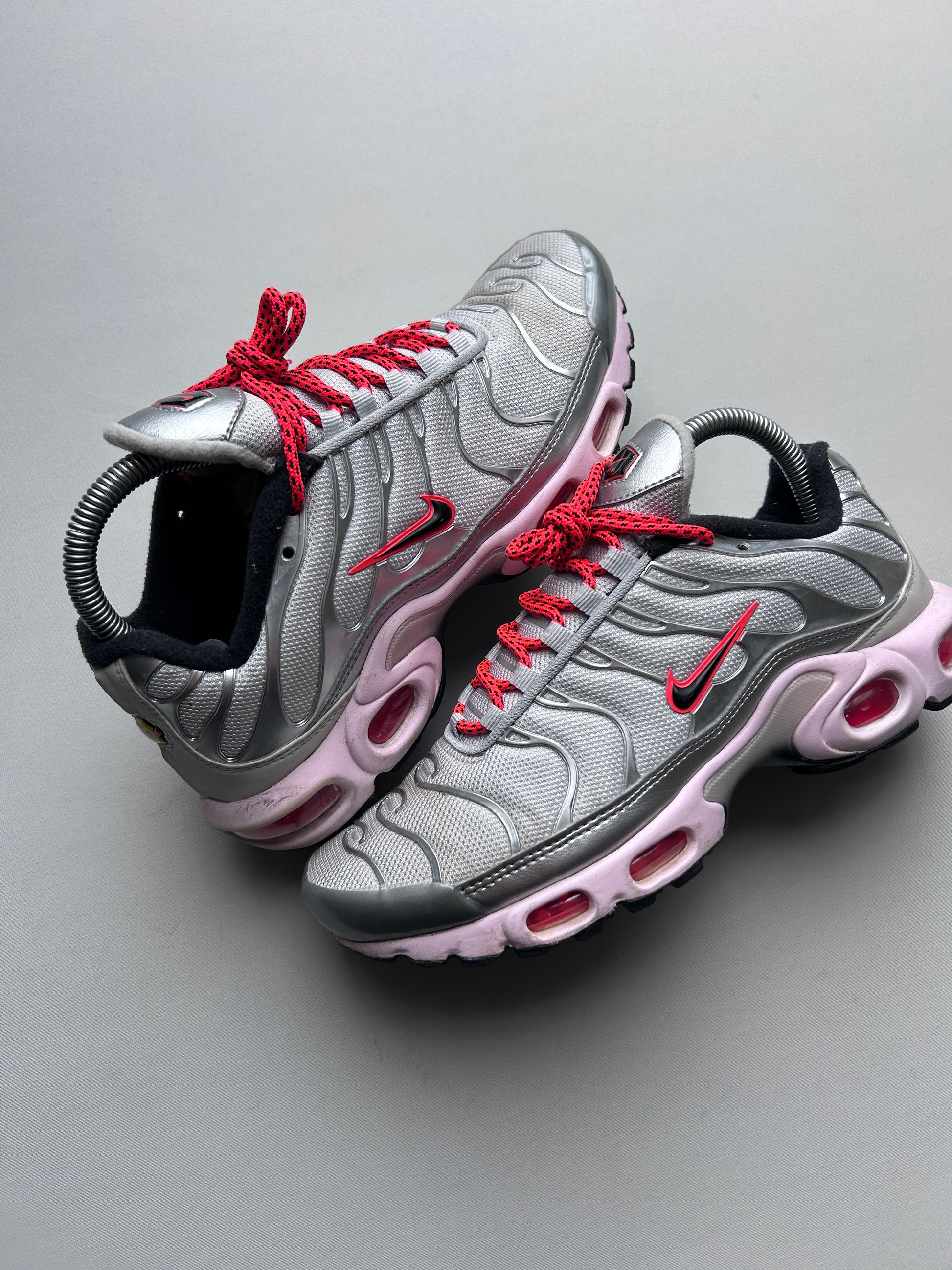 AIR MAX PLUS “METALLIC CRIMSON” 39EU