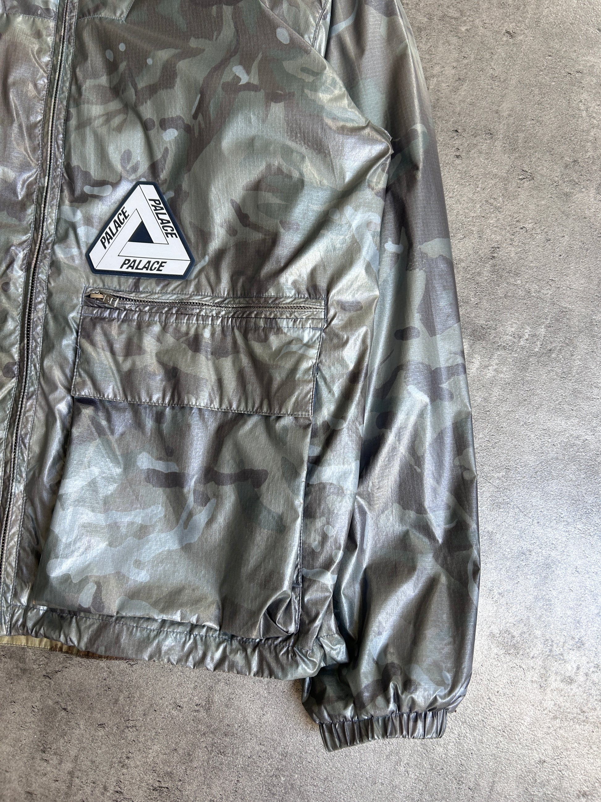 PALACE P STEALTH CAMO JACKET (L)