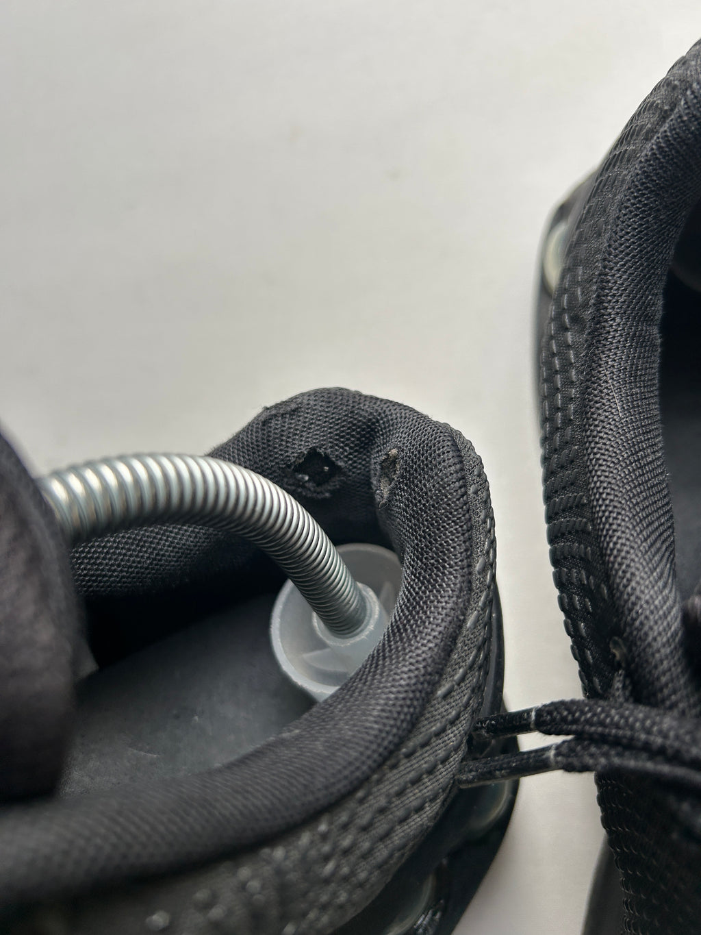 AIR MAX DN “ALL BLACK” 43EU