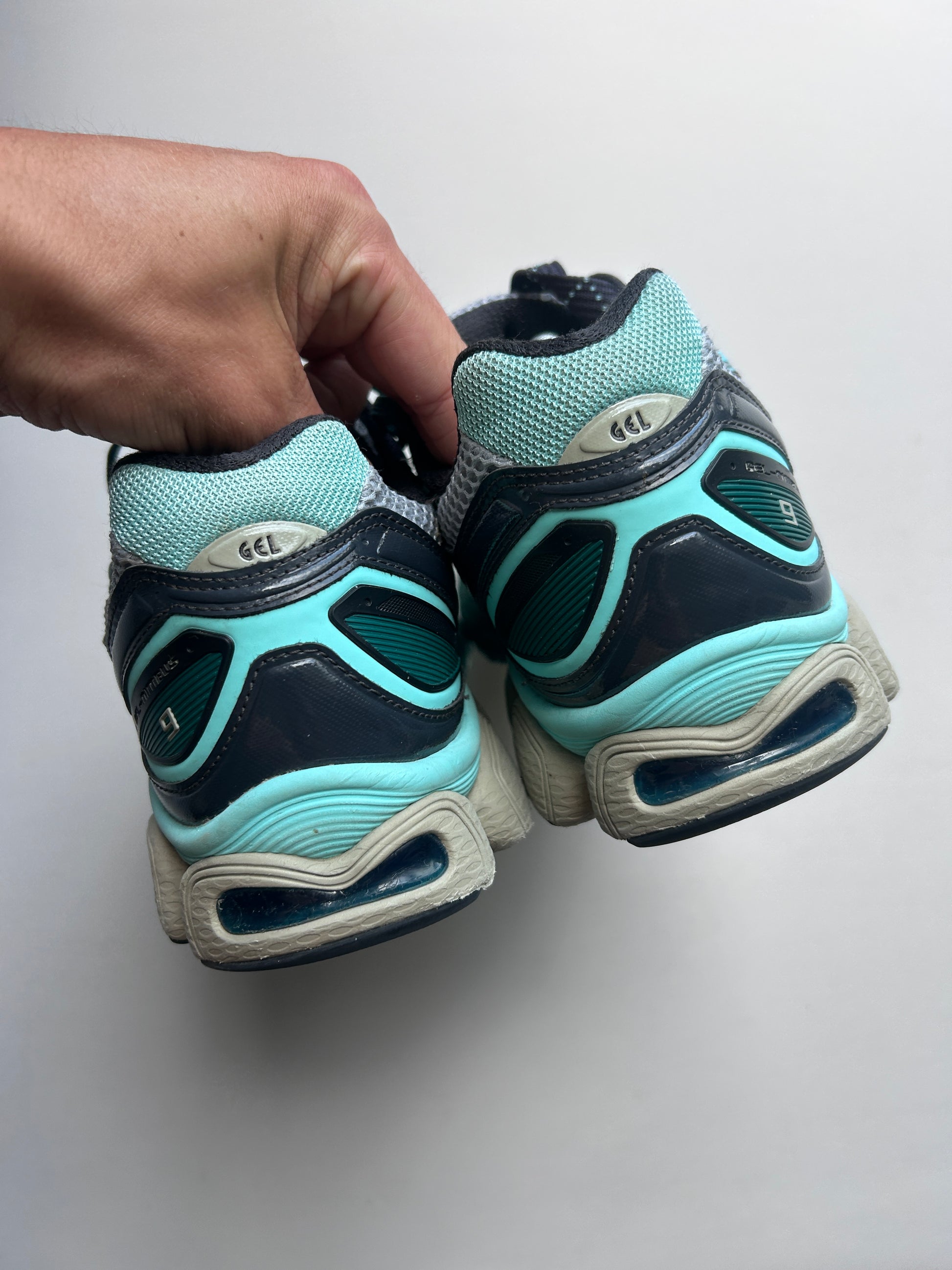 ASICS GEL NIMBUS 9 “BLUE/GREEN” 44,5EU